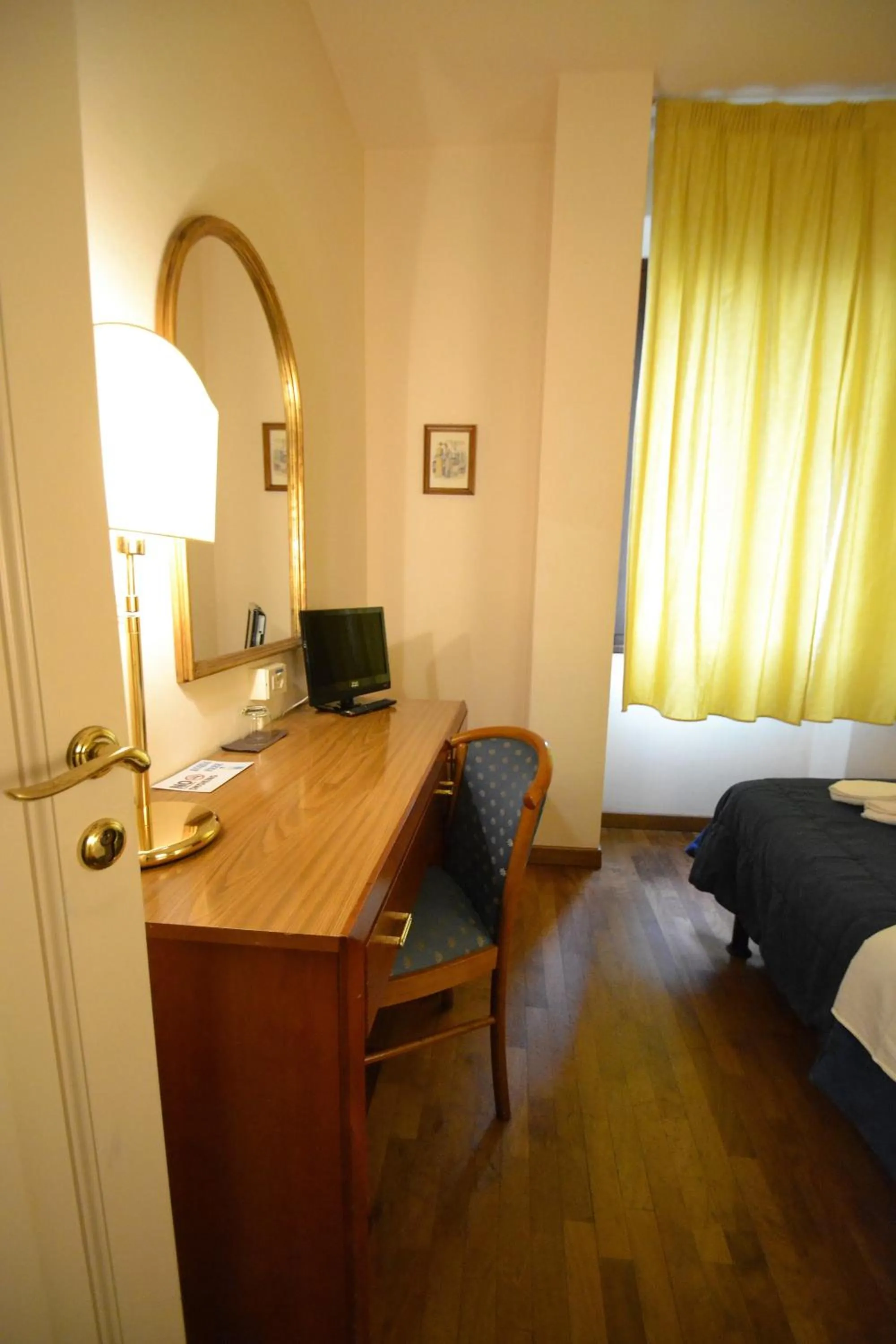 Photo of the whole room, Bed in Hotel Posta