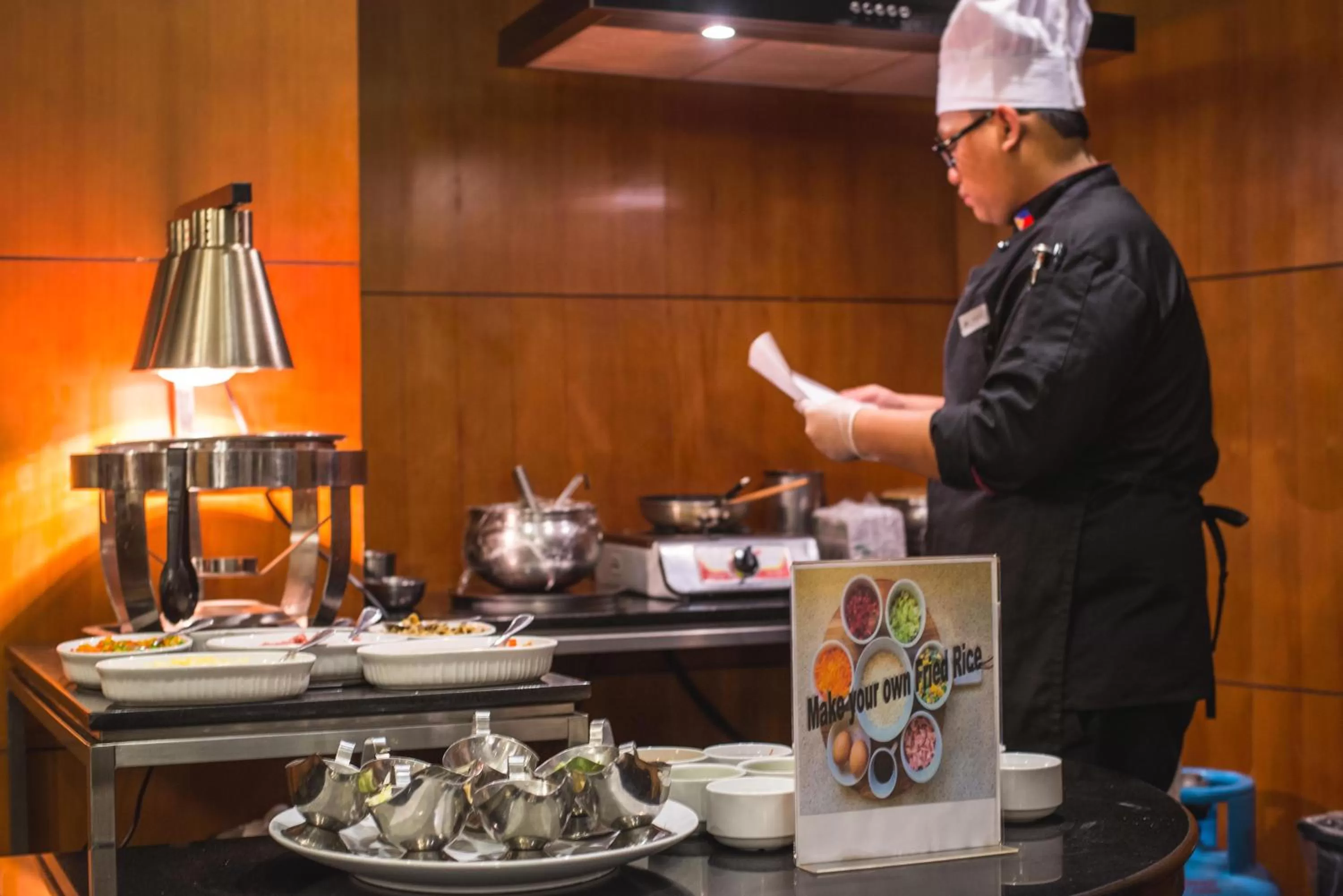 Restaurant/places to eat in City Garden Hotel Makati