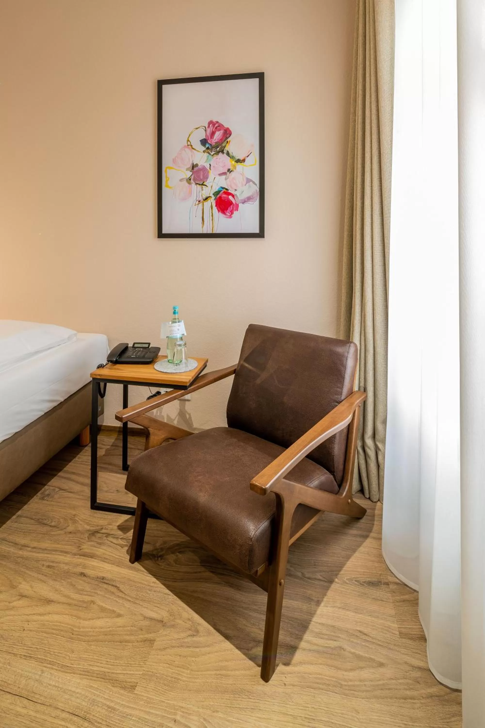 Seating area, Bed in Hof Ehrenfels