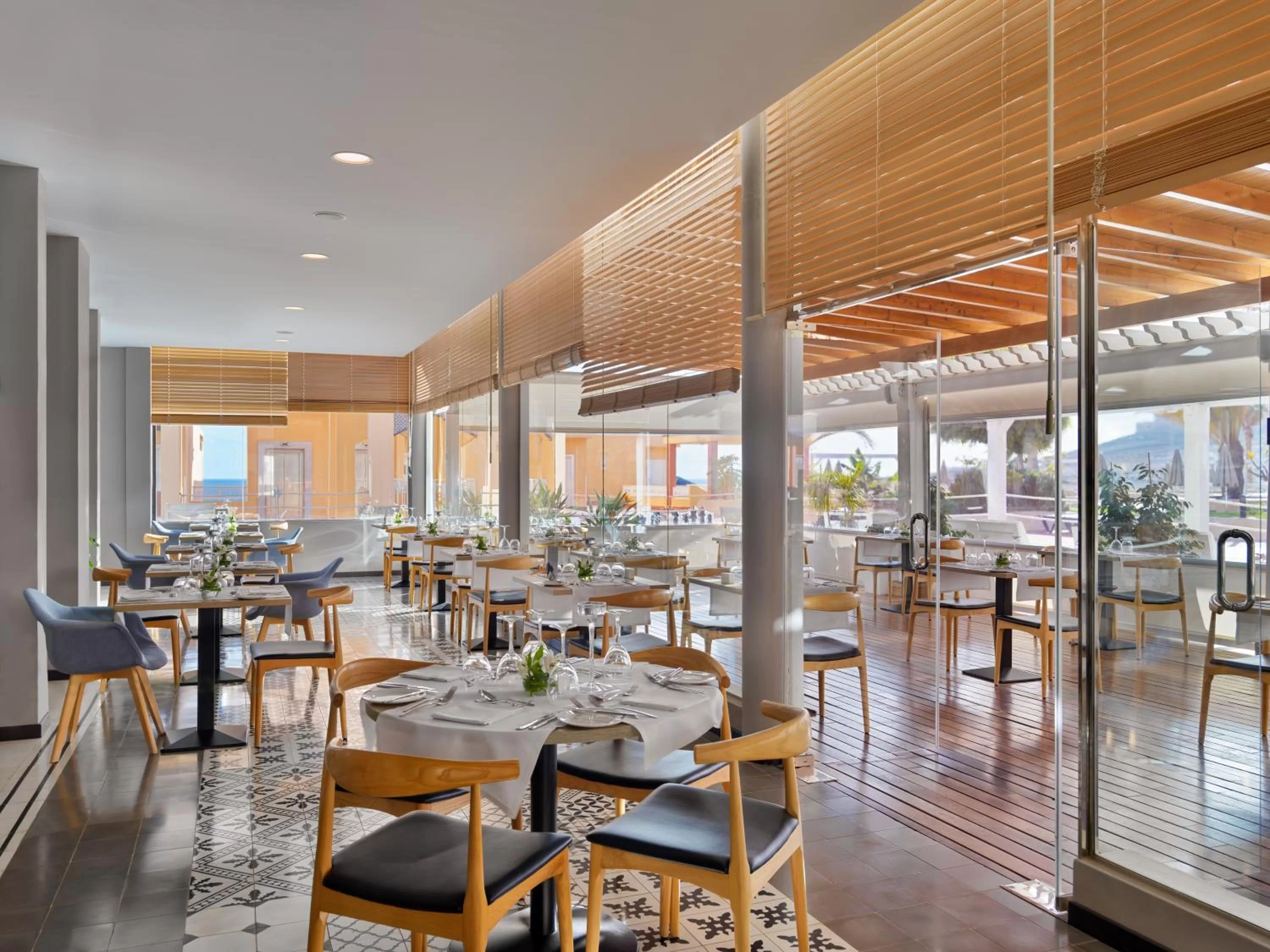 Restaurant/places to eat in H10 Playa Esmeralda - Adults Only