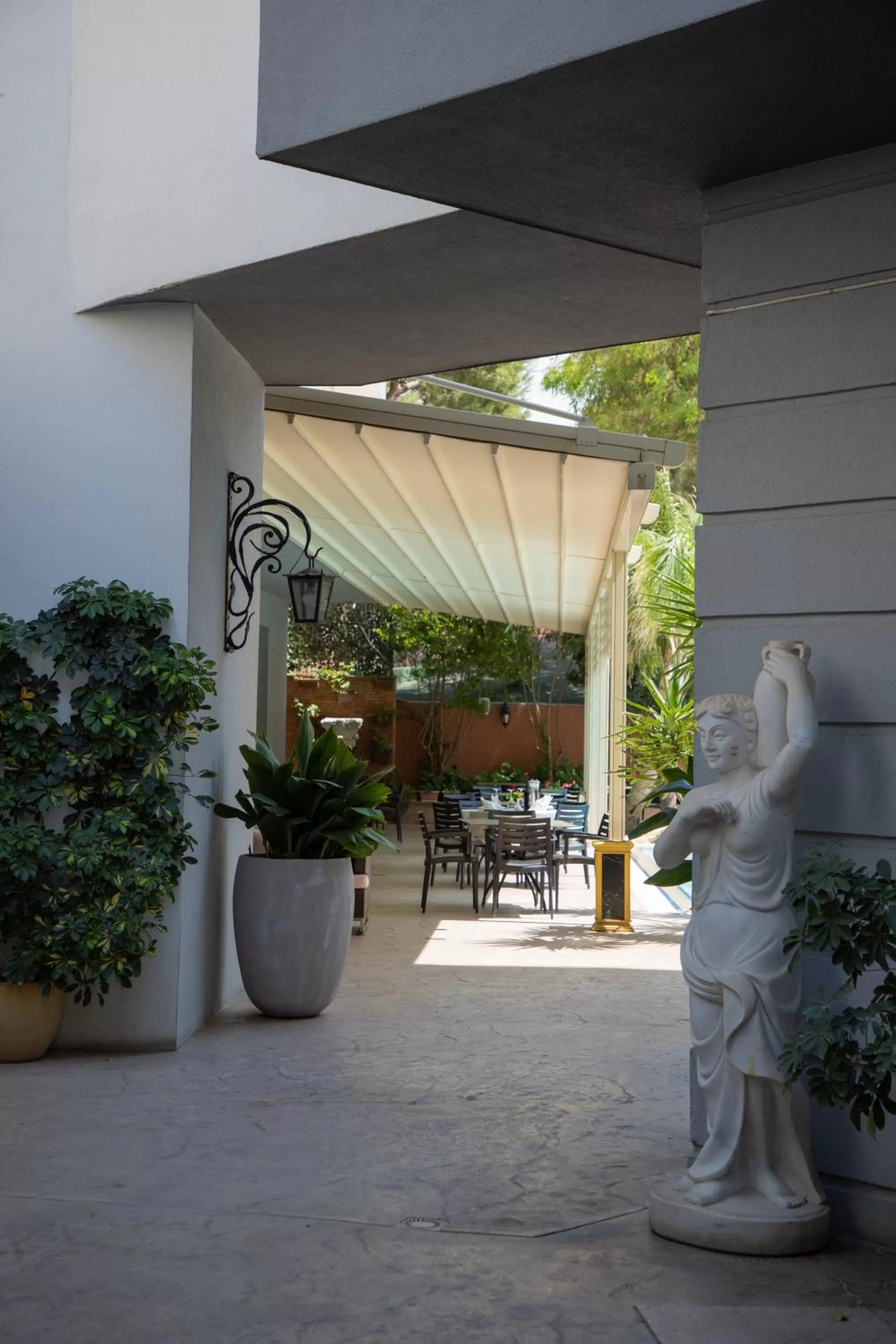 Patio in Hotel Dyrrah