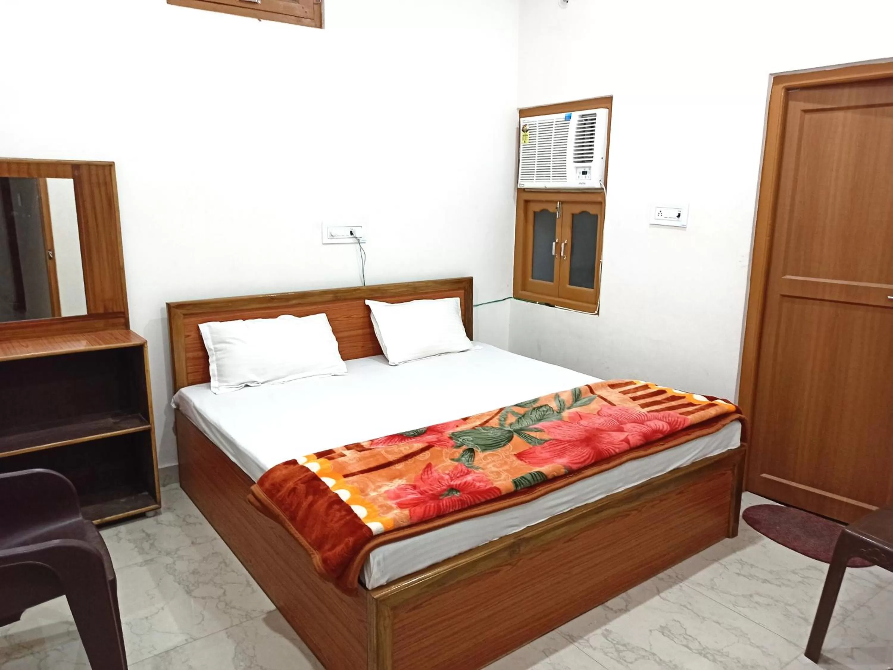 Bed in Natraj Homes