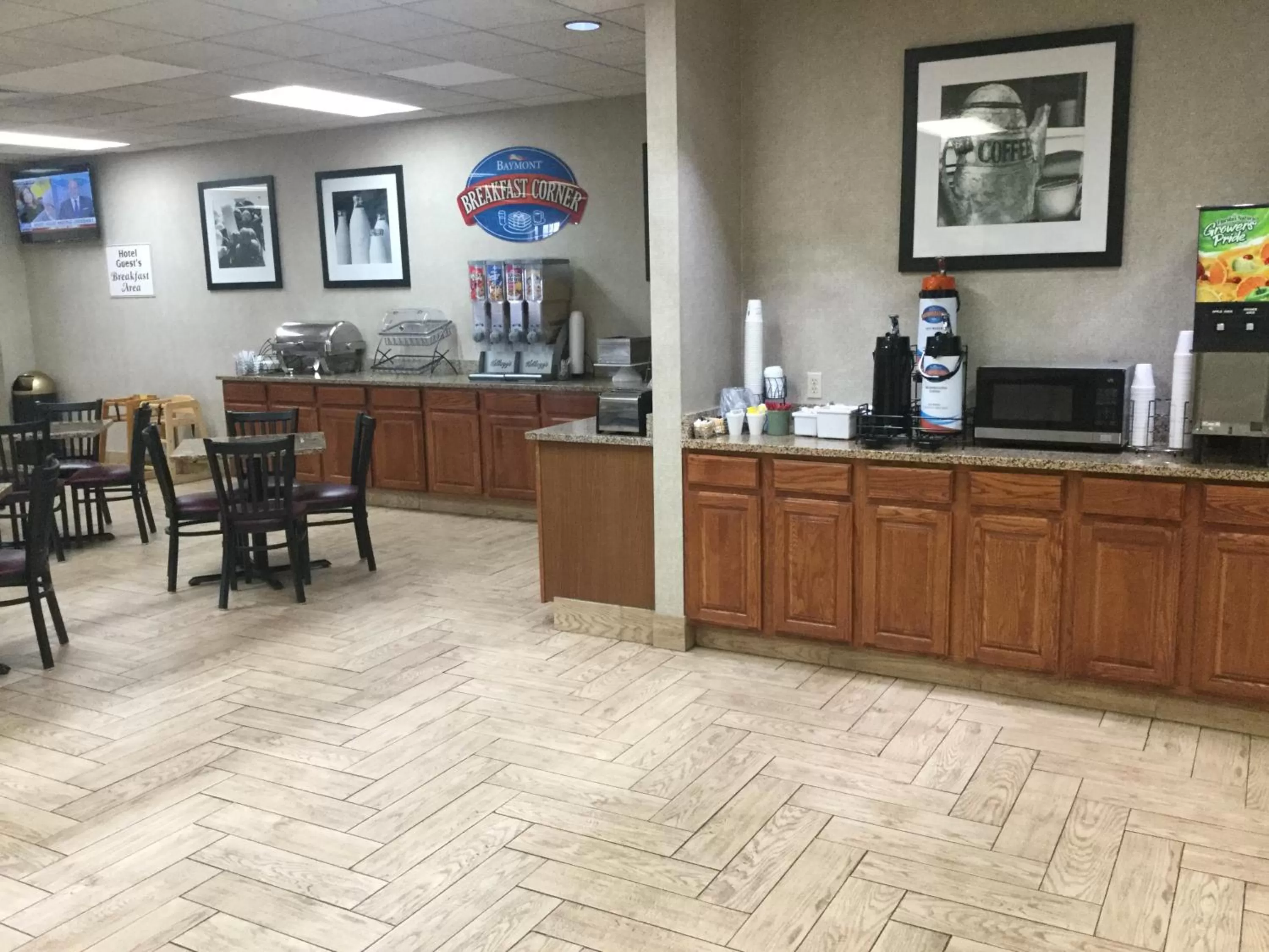 Lobby or reception in Baymont by Wyndham Michigan City