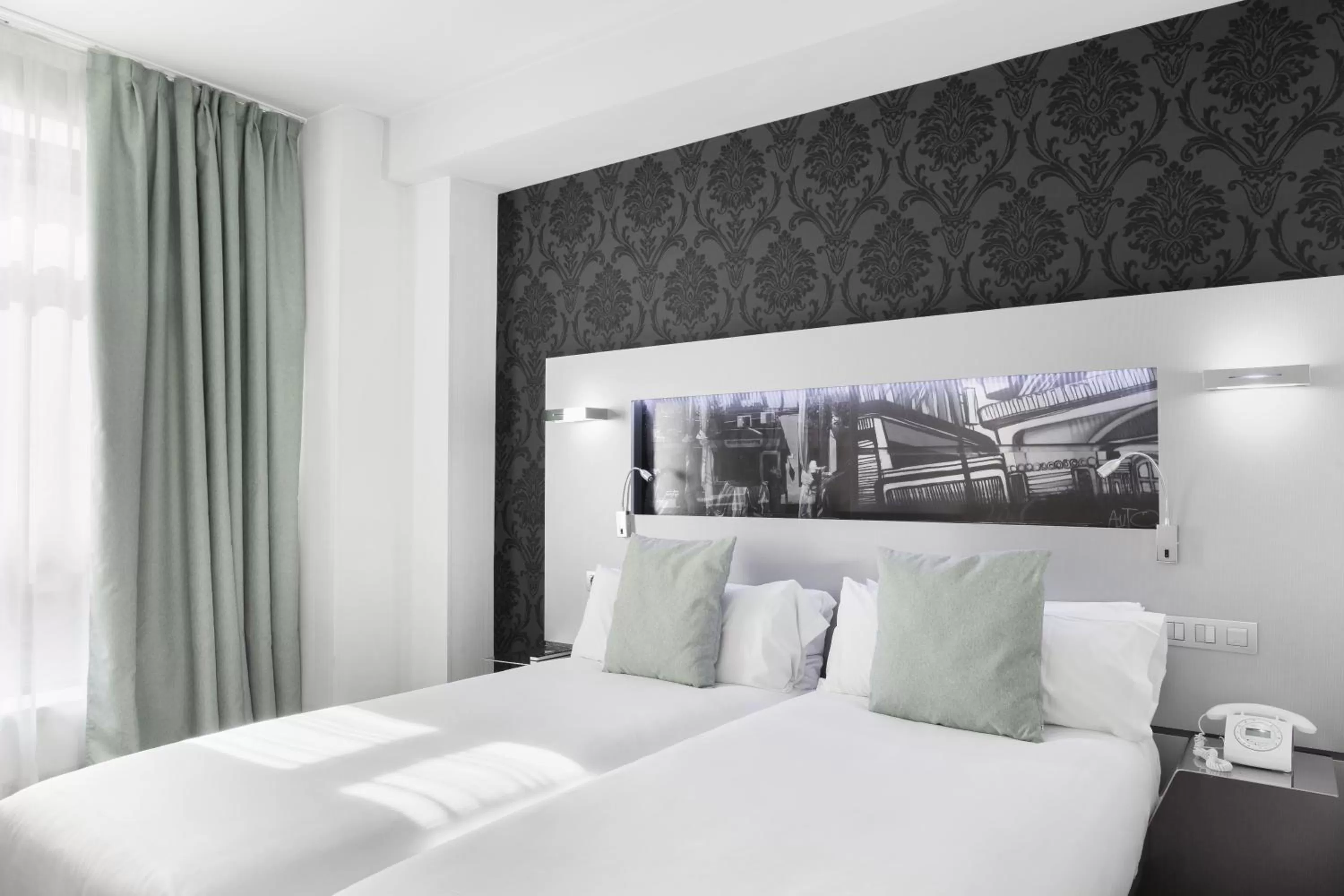 Bedroom, Bed in Petit Palace Plaza Mayor