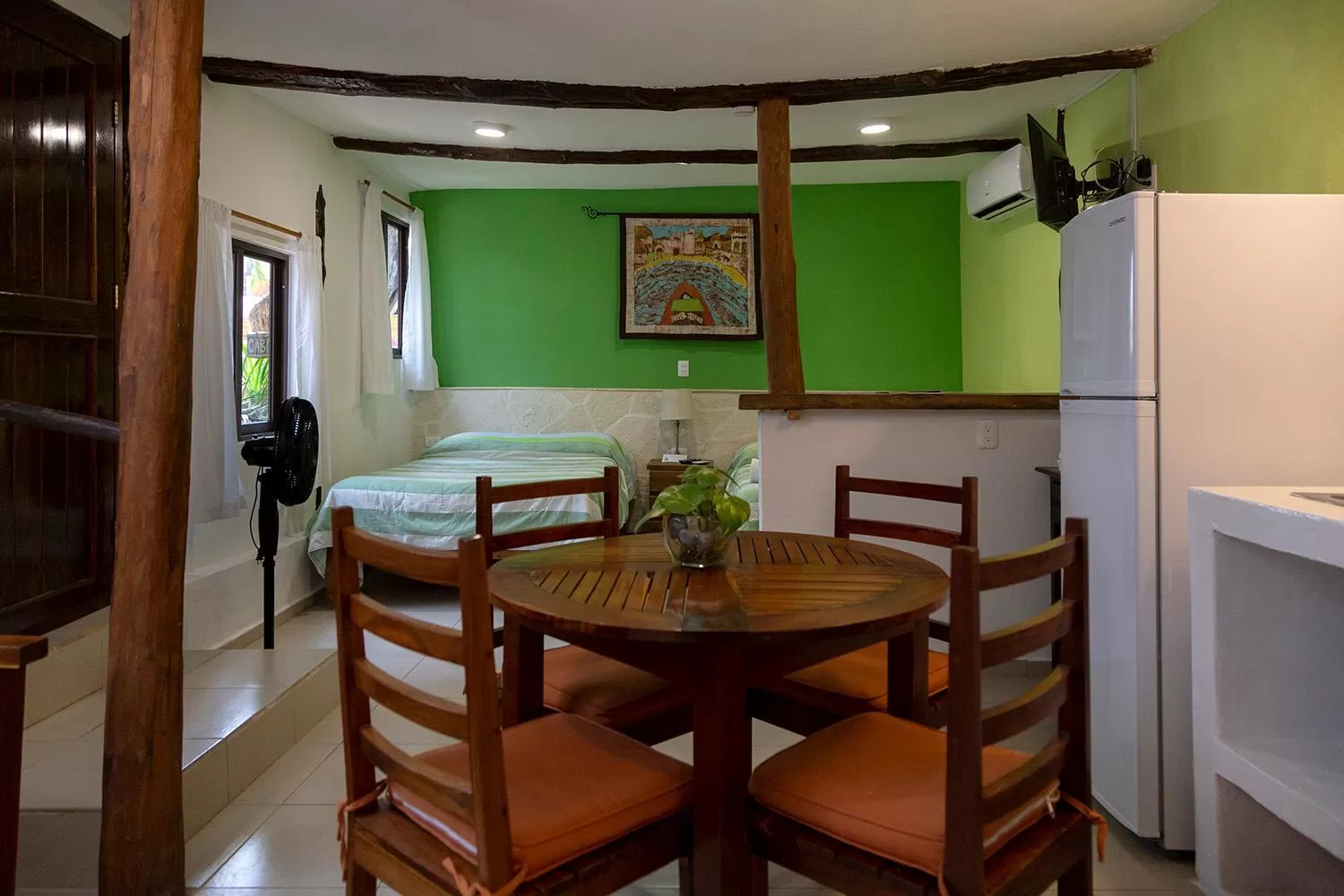 Photo of the whole room, Dining Area in Hotel Amar Inn
