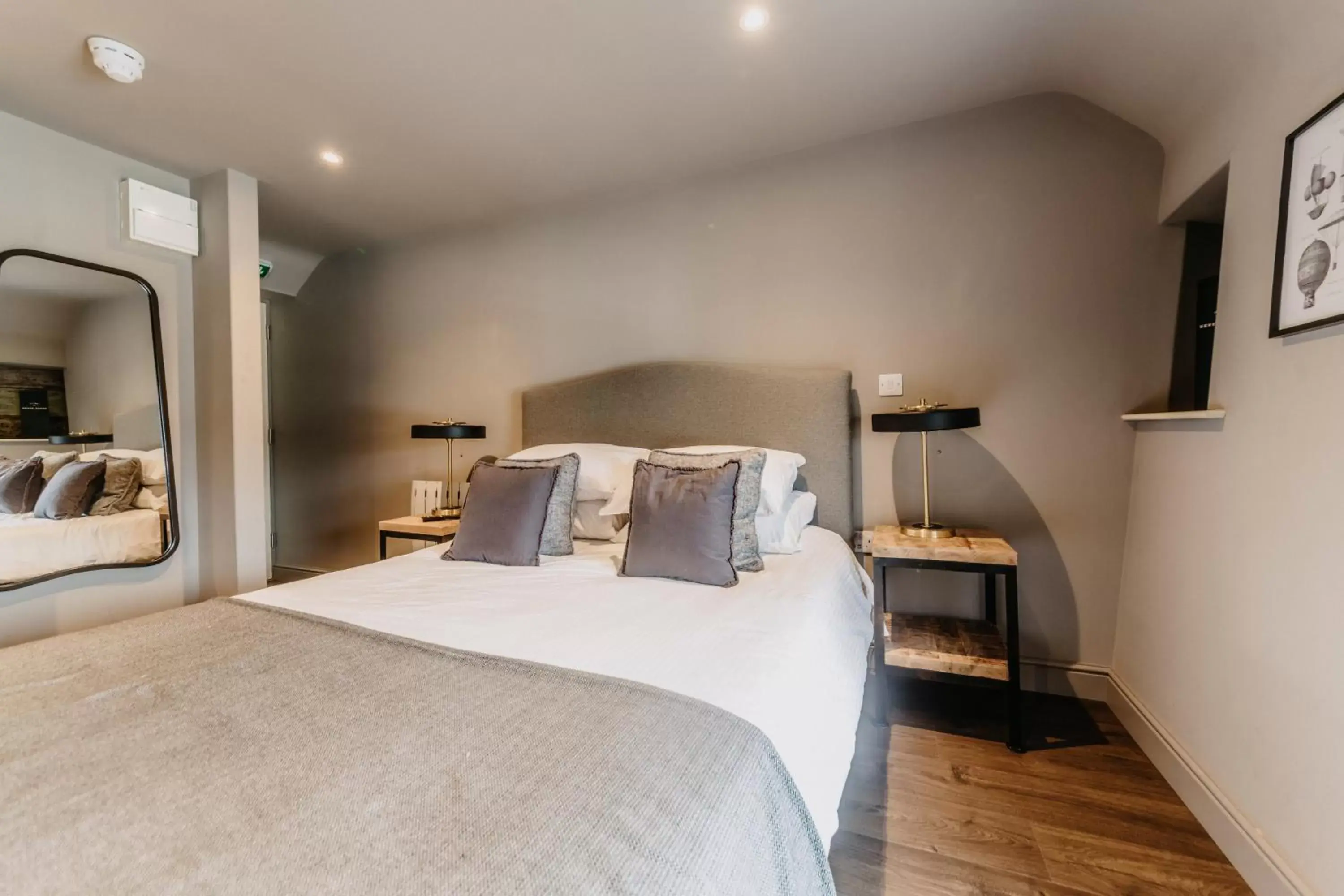 Standard Double - No Dogs in Seven Stars Penryn Standard Double - No Dogs in Seven Stars Penryn