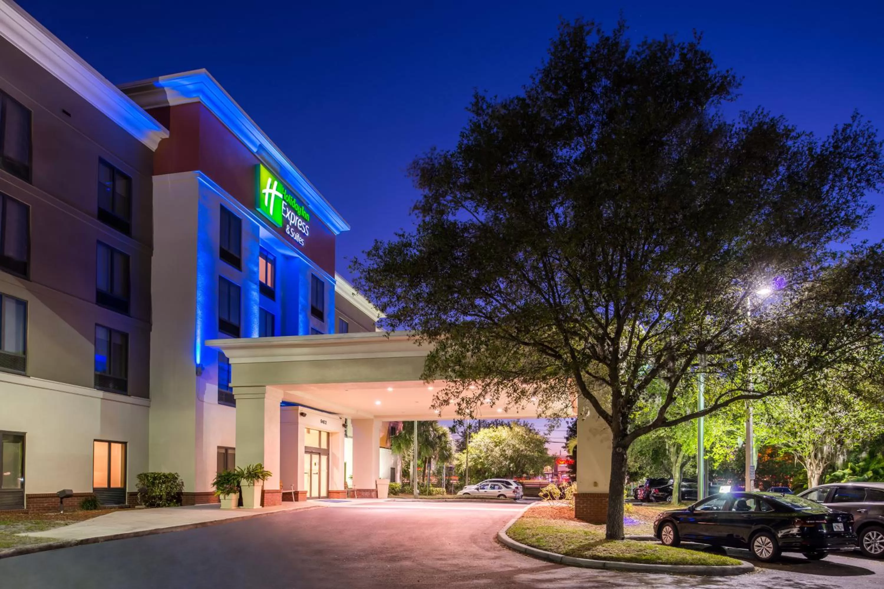 Property building in Holiday Inn Express Hotel & Suites Tampa-Anderson Road-Veterans Exp by IHG