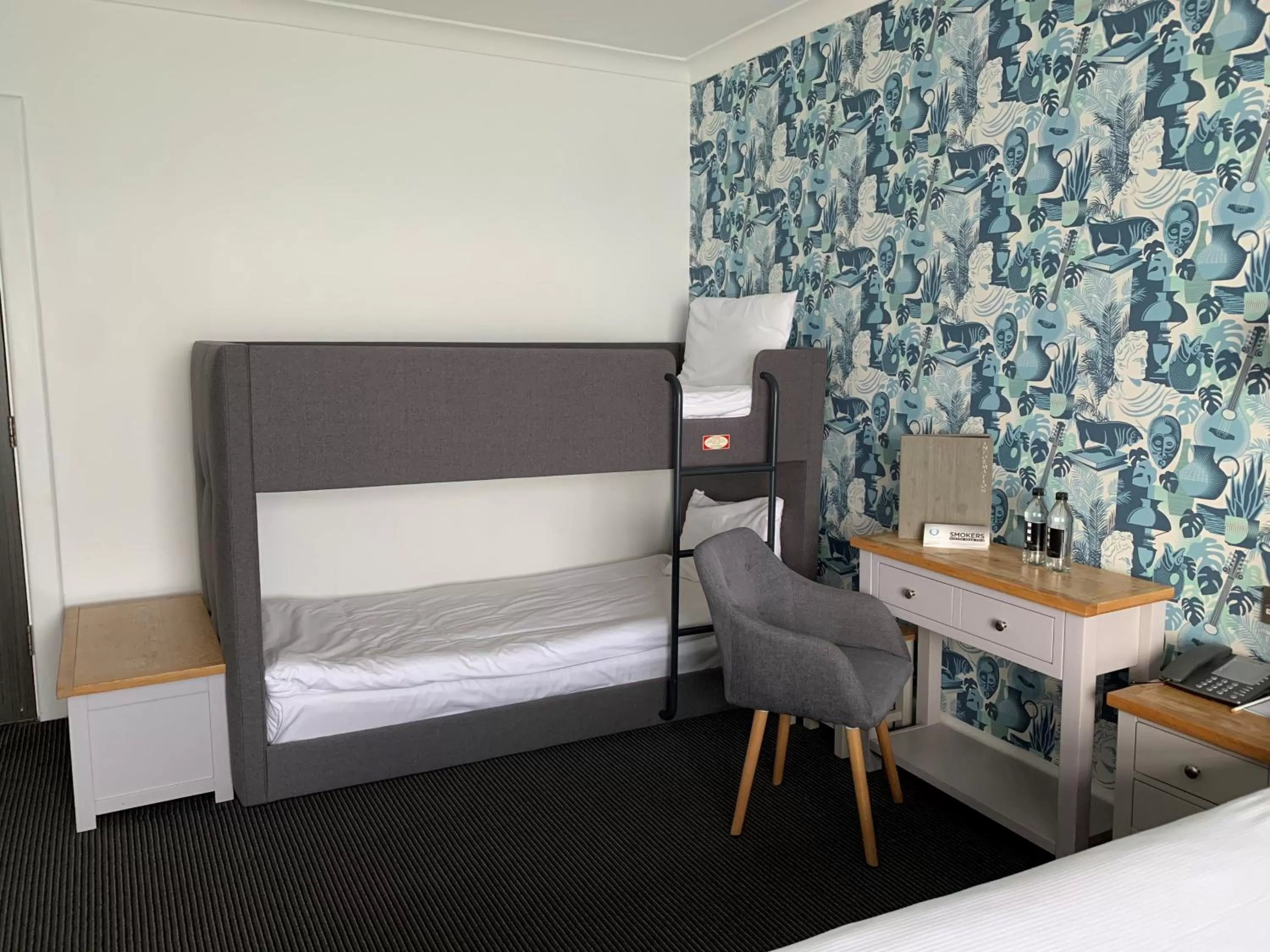 bunk bed, Bed in Cumberland Hotel - OCEANA COLLECTION