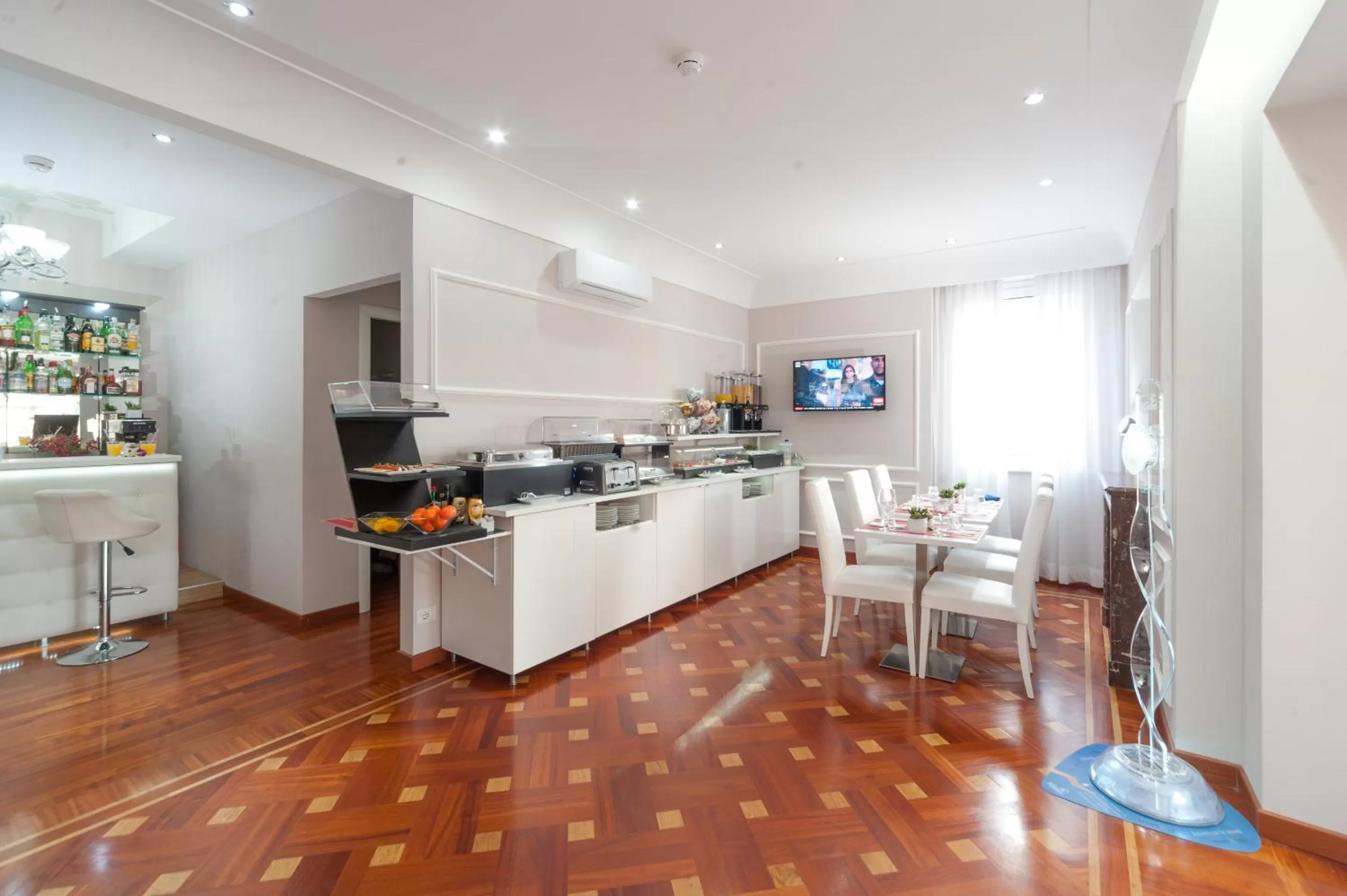 City view in Relais Trevi 95 Boutique Hotel