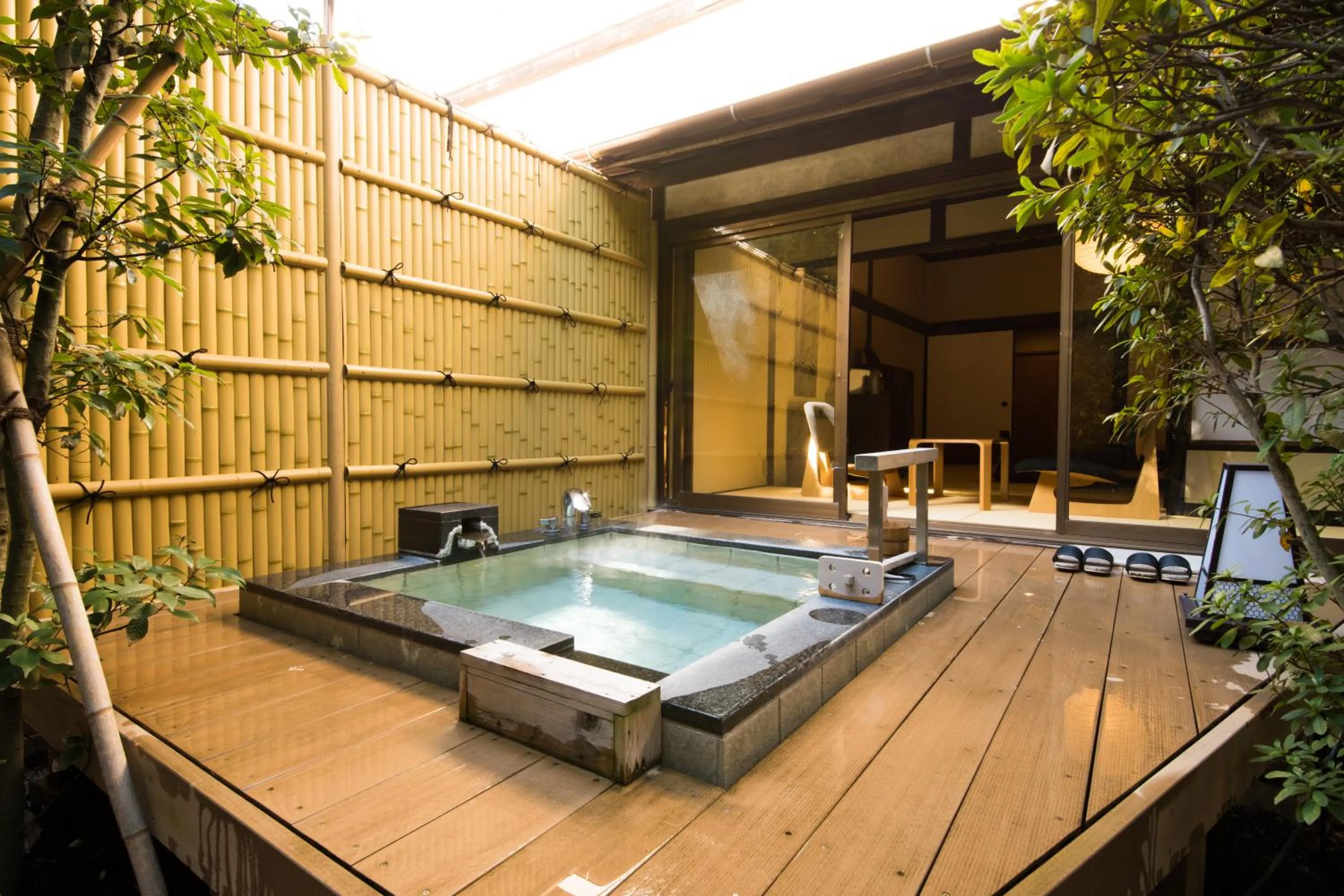 Photo of the whole room in Ito Ryokuyu