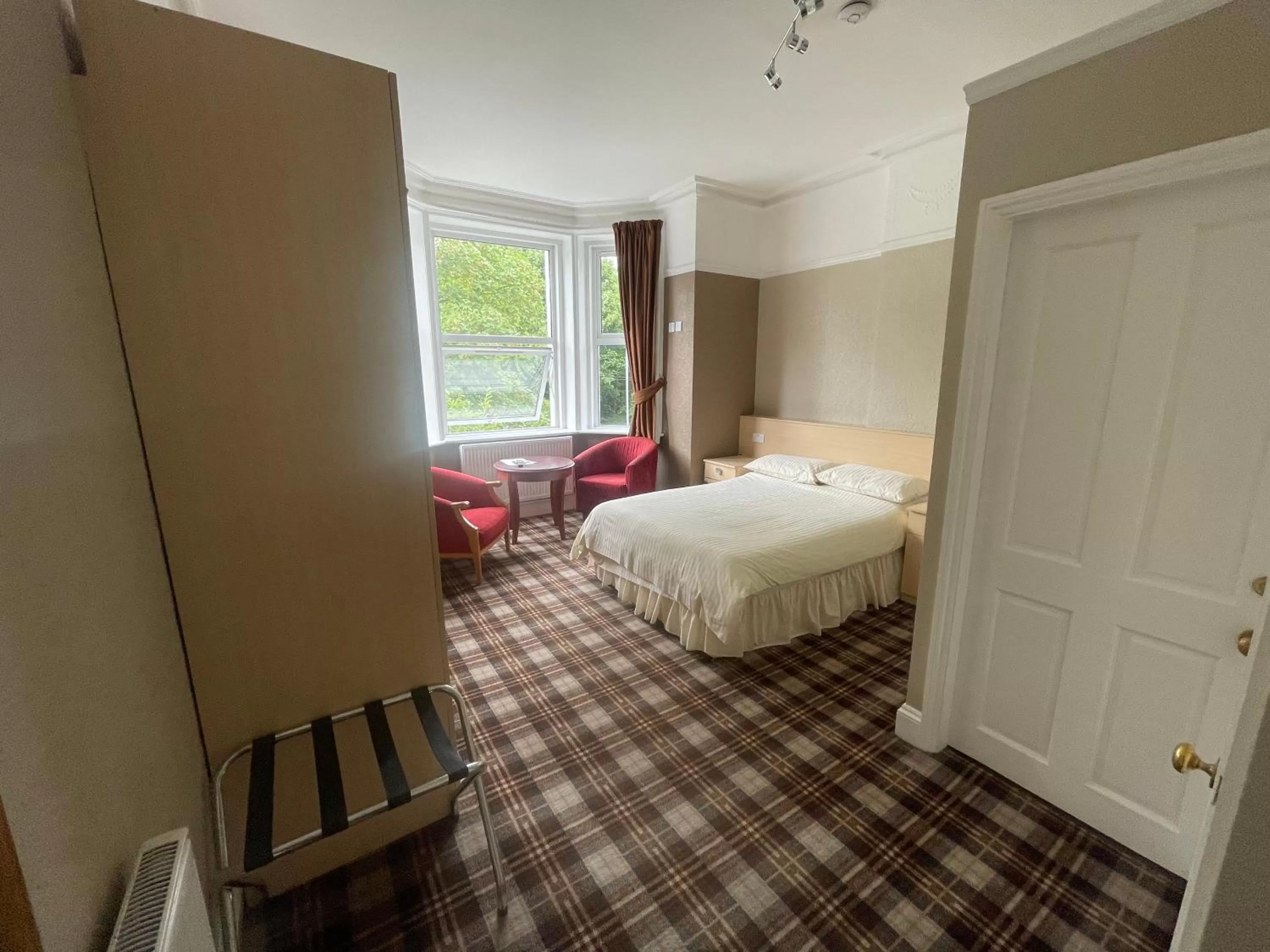 Photo of the whole room, Bed in Mansfield Lodge Hotel Ltd