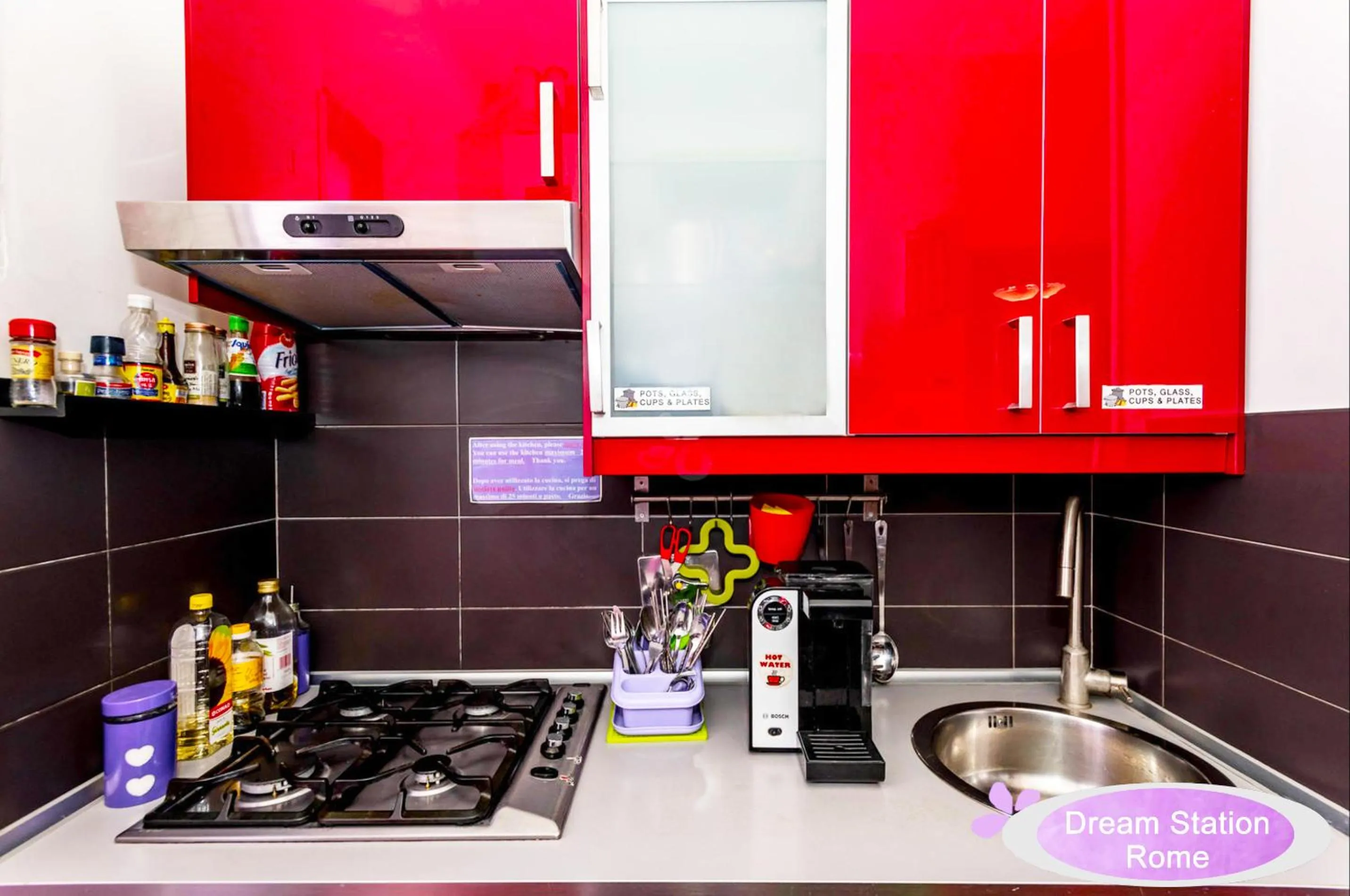 Communal kitchen in Dream Station