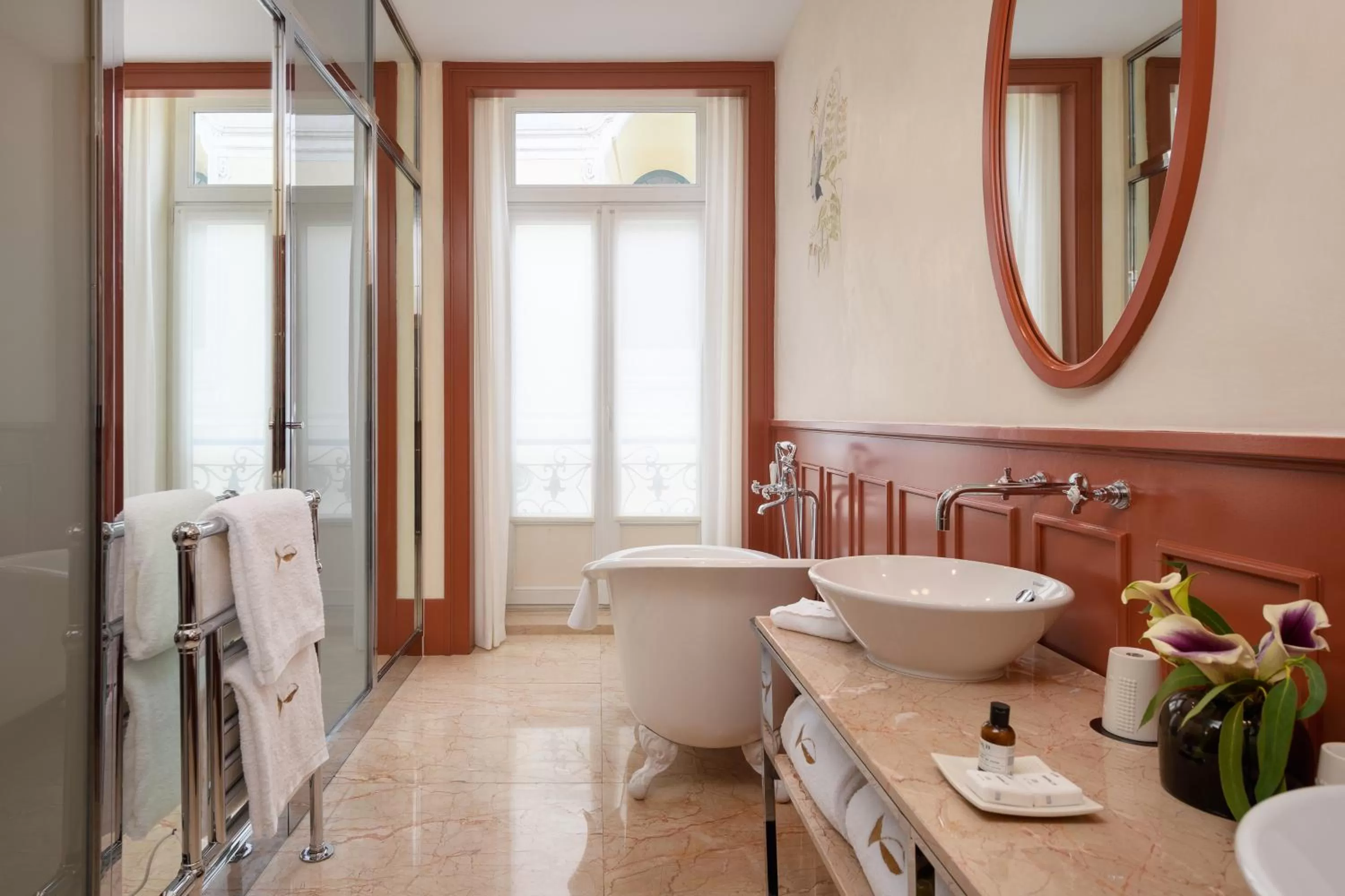 Bathroom in Bairro Alto Hotel