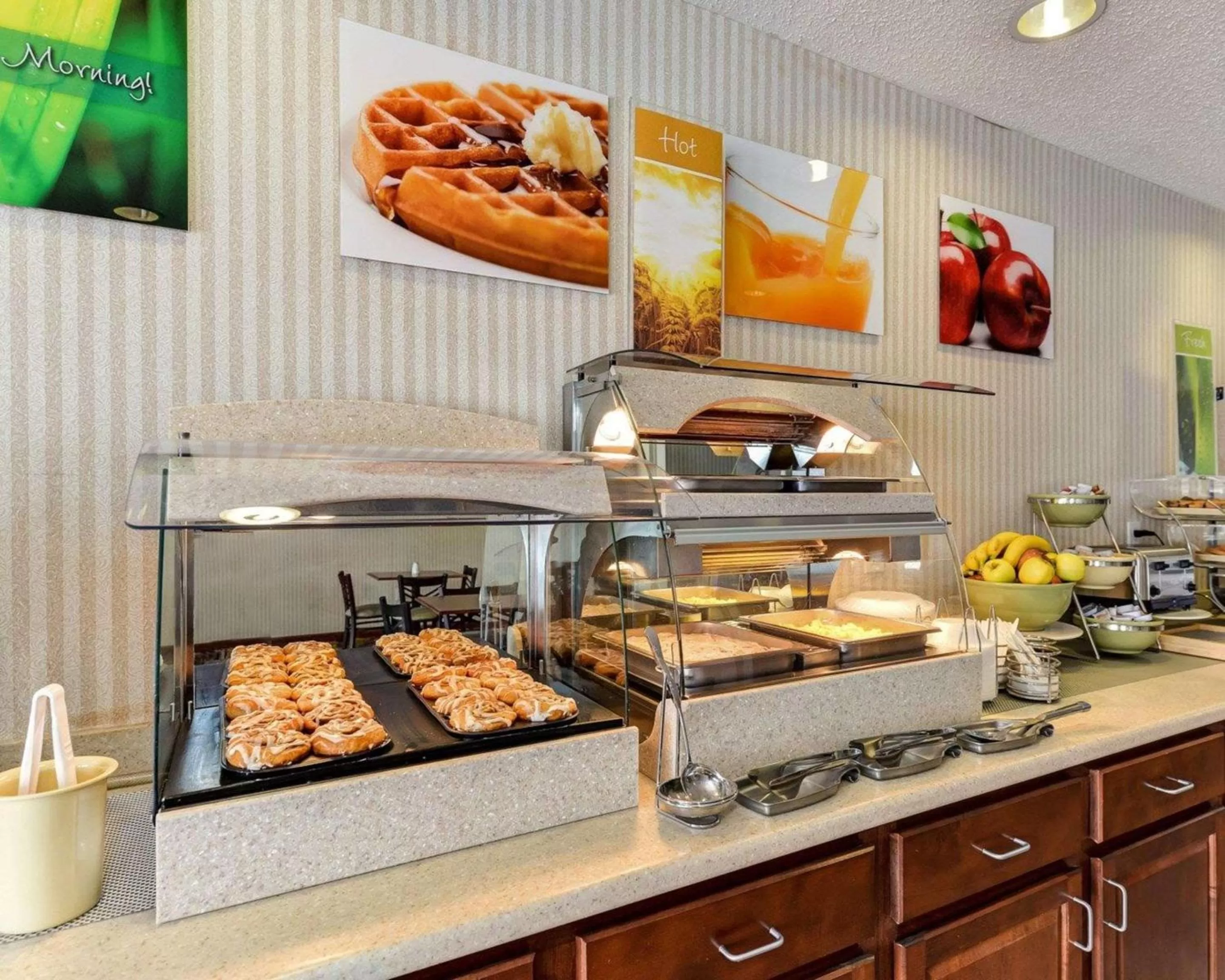 Restaurant/places to eat in Quality Inn Spring Mills - Martinsburg North