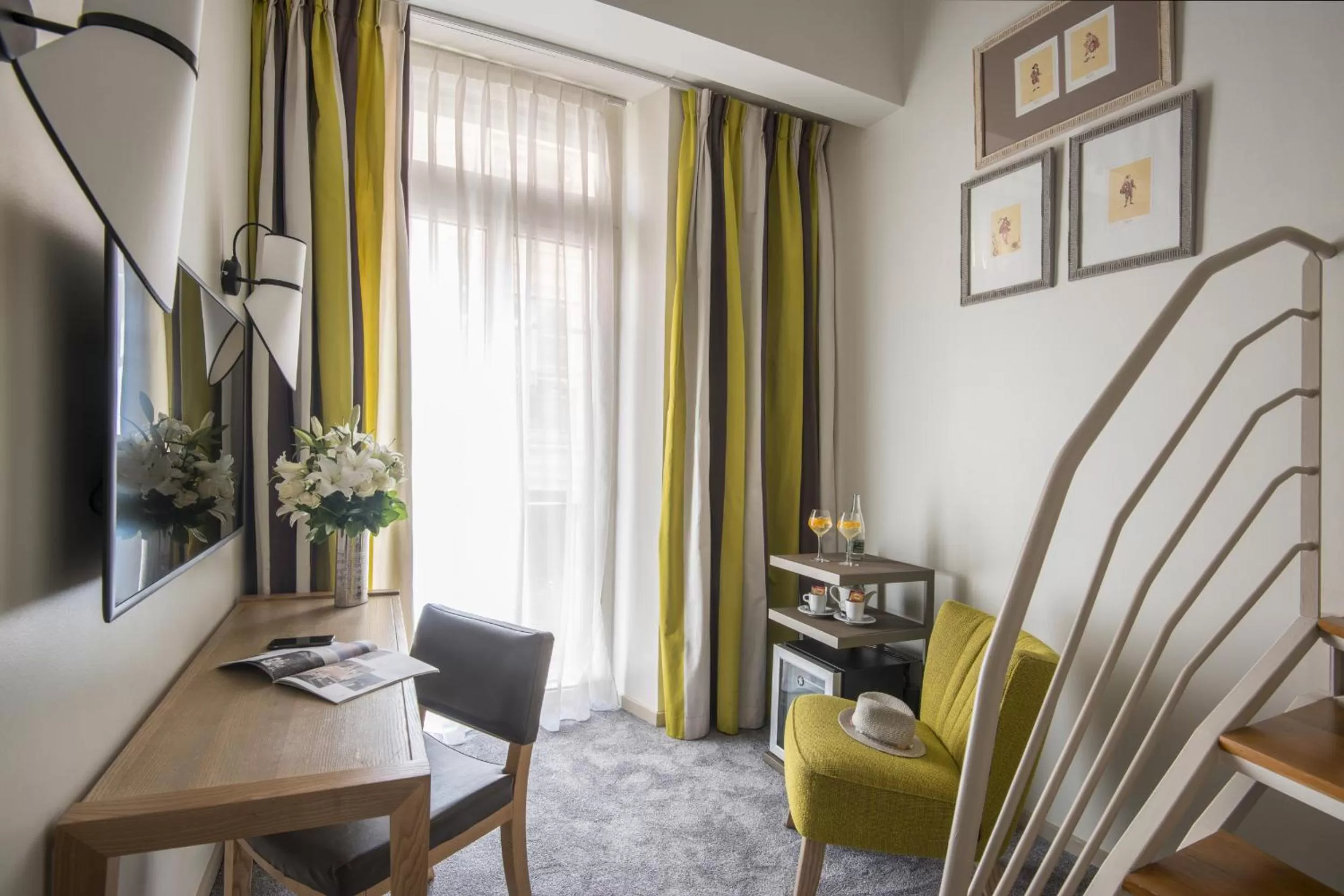 Photo of the whole room in Mercure Nice Marché Aux Fleurs