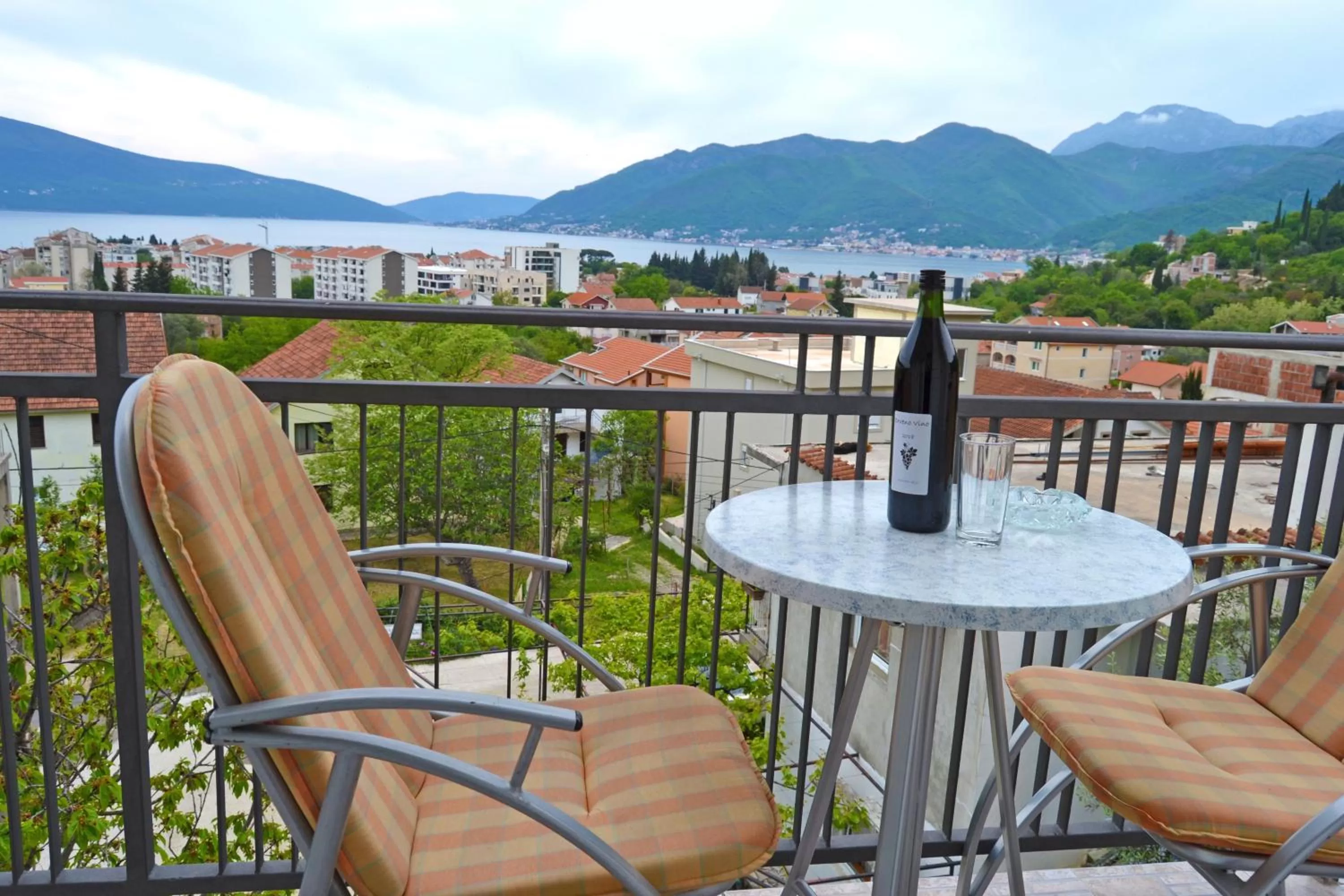 Balcony/Terrace, Mountain View in Tivat Apartments