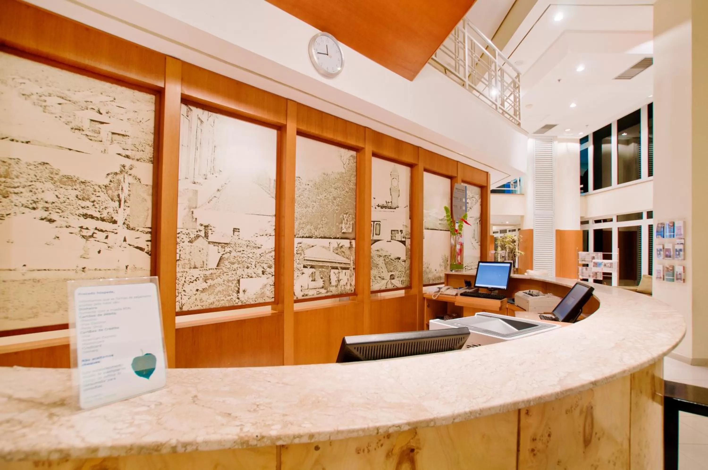 Lobby or reception in Blue Tree Towers All Suites Santo André