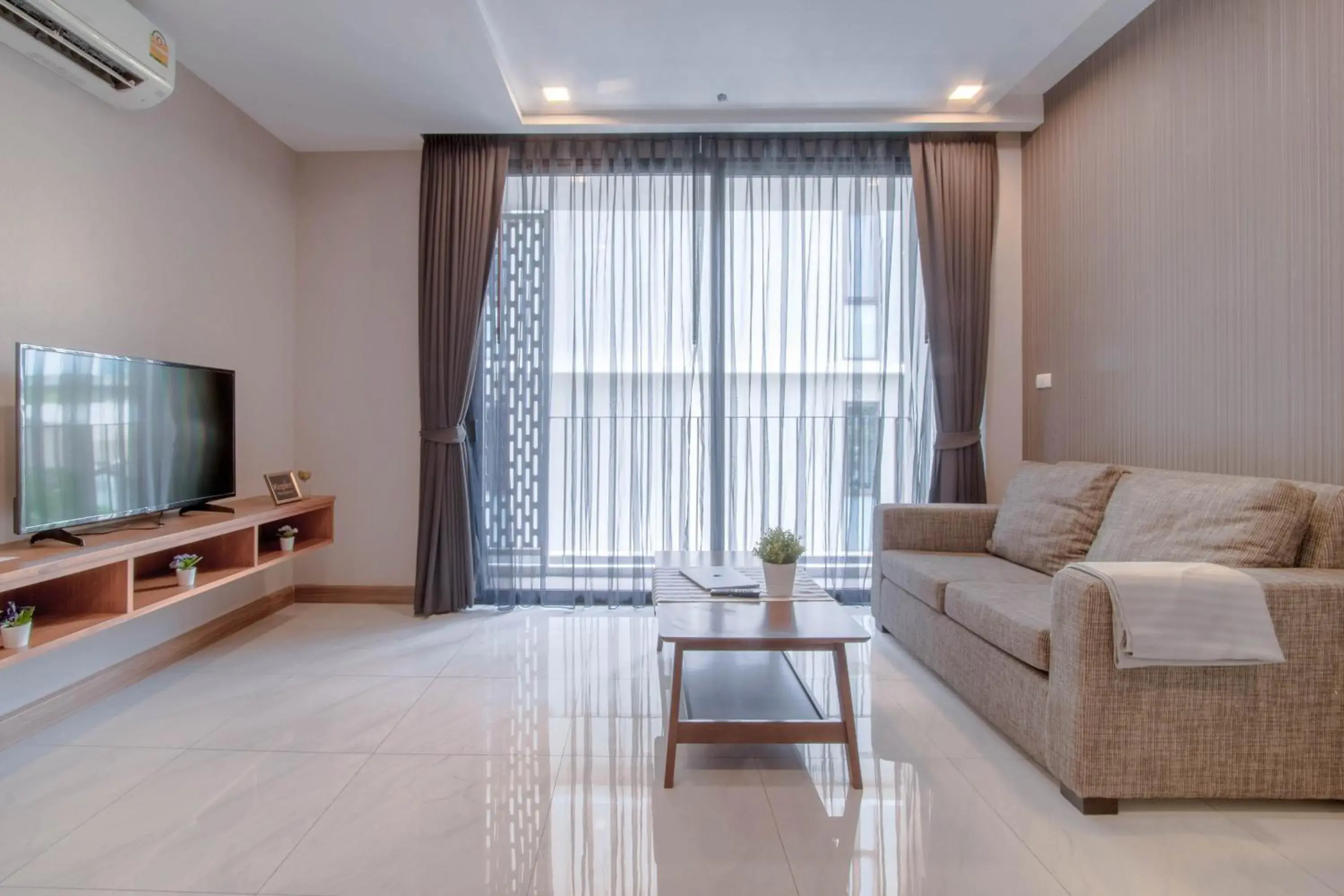 Grand Deluxe Twin Suite in Kepler Residence Bangkok Grand Deluxe Twin Suite in Kepler Residence Bangkok