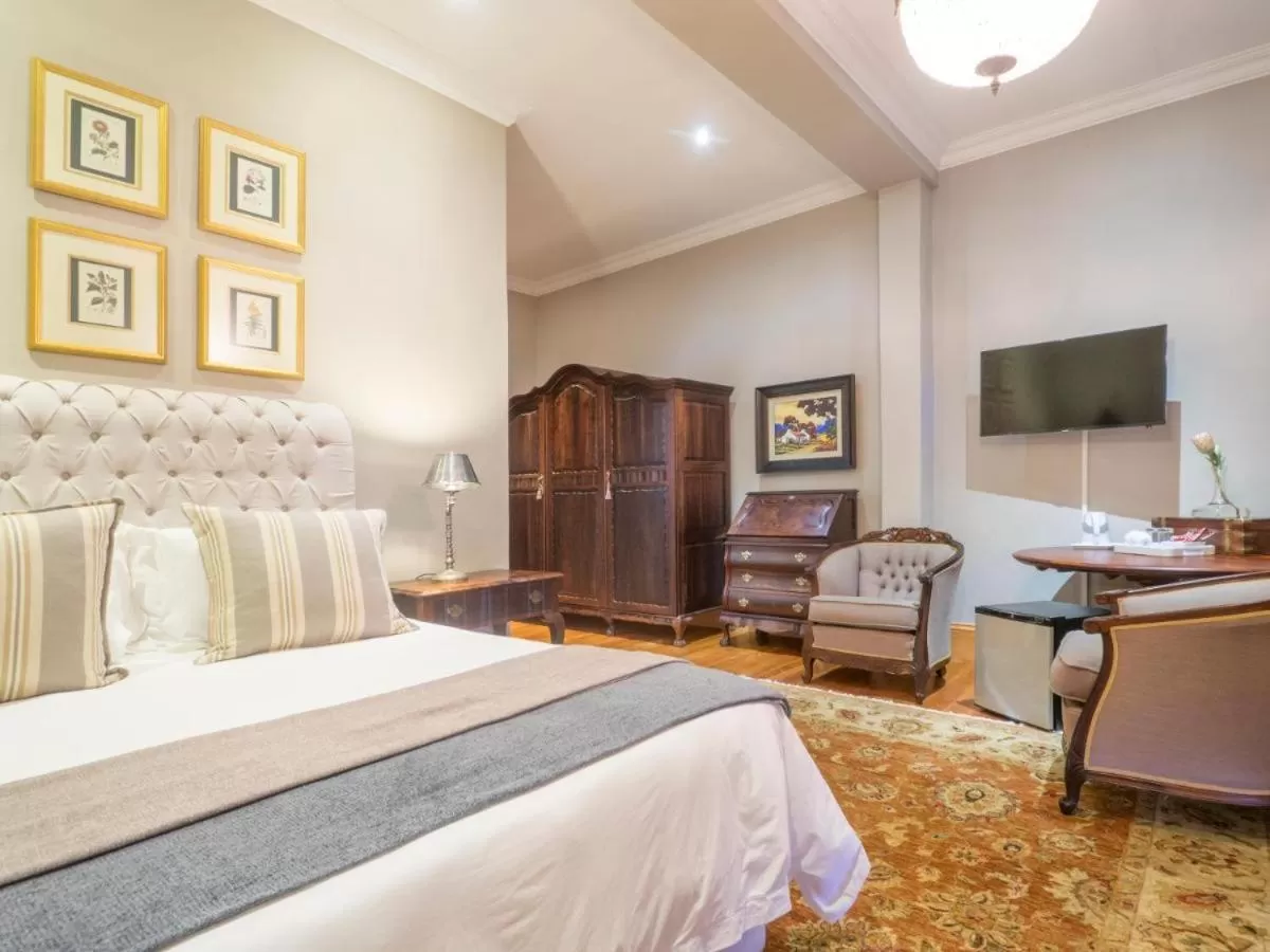 Bedroom, Bed in Issaquena Heights Boutique Hotel