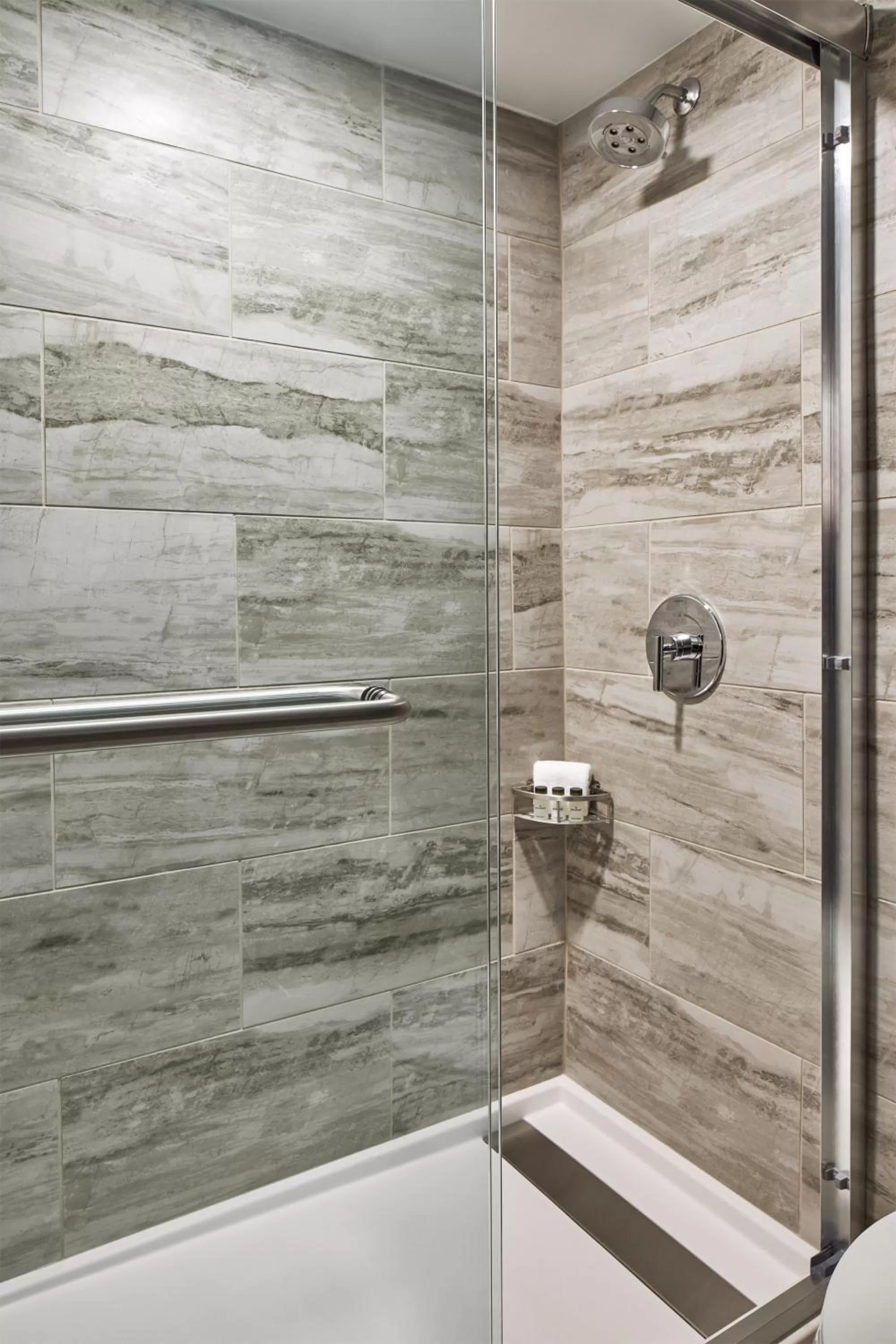 Bathroom in Sheraton Richmond Airport Hotel