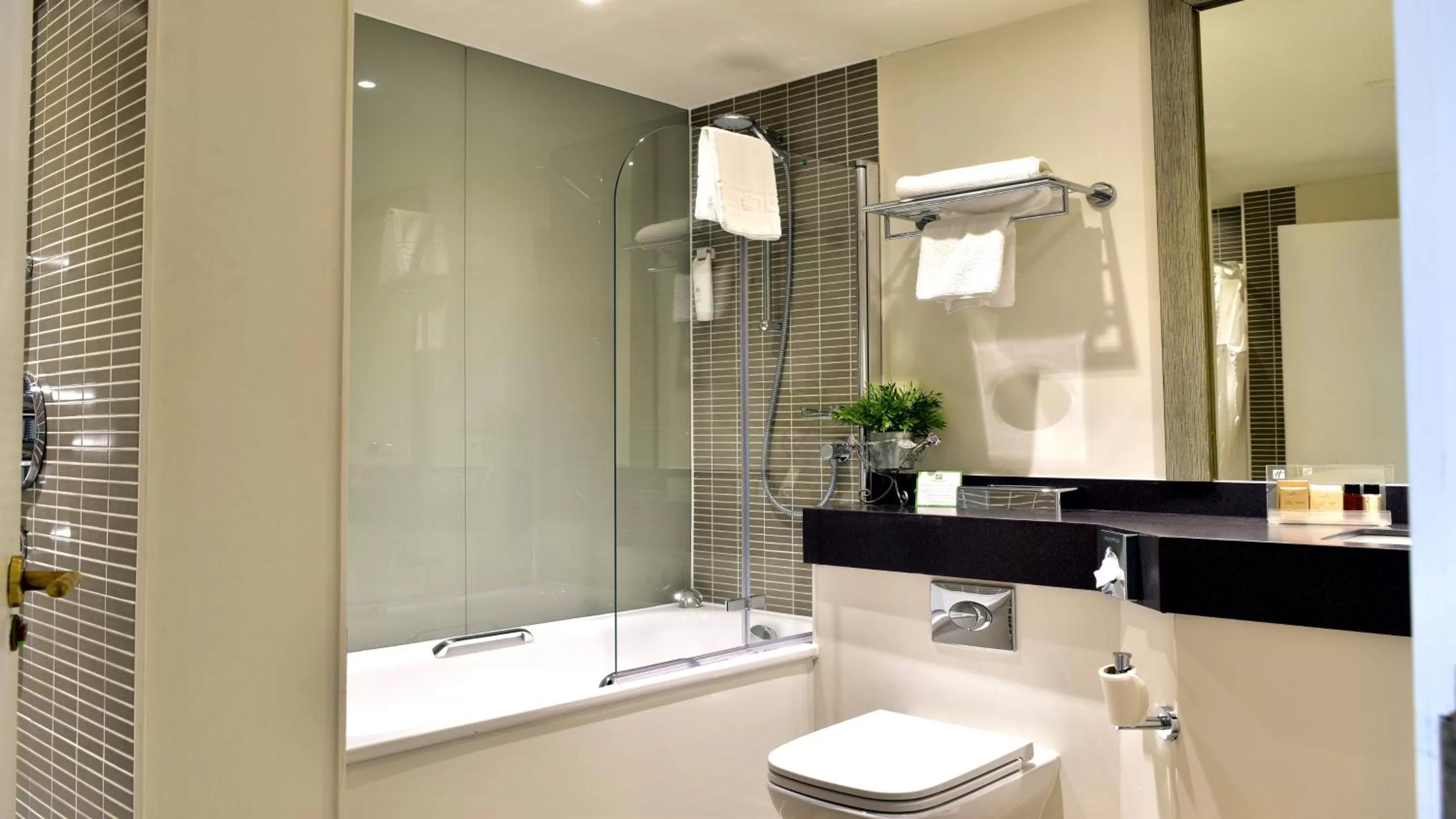 Bathroom in Holiday Inn Glasgow - East Kilbride by IHG