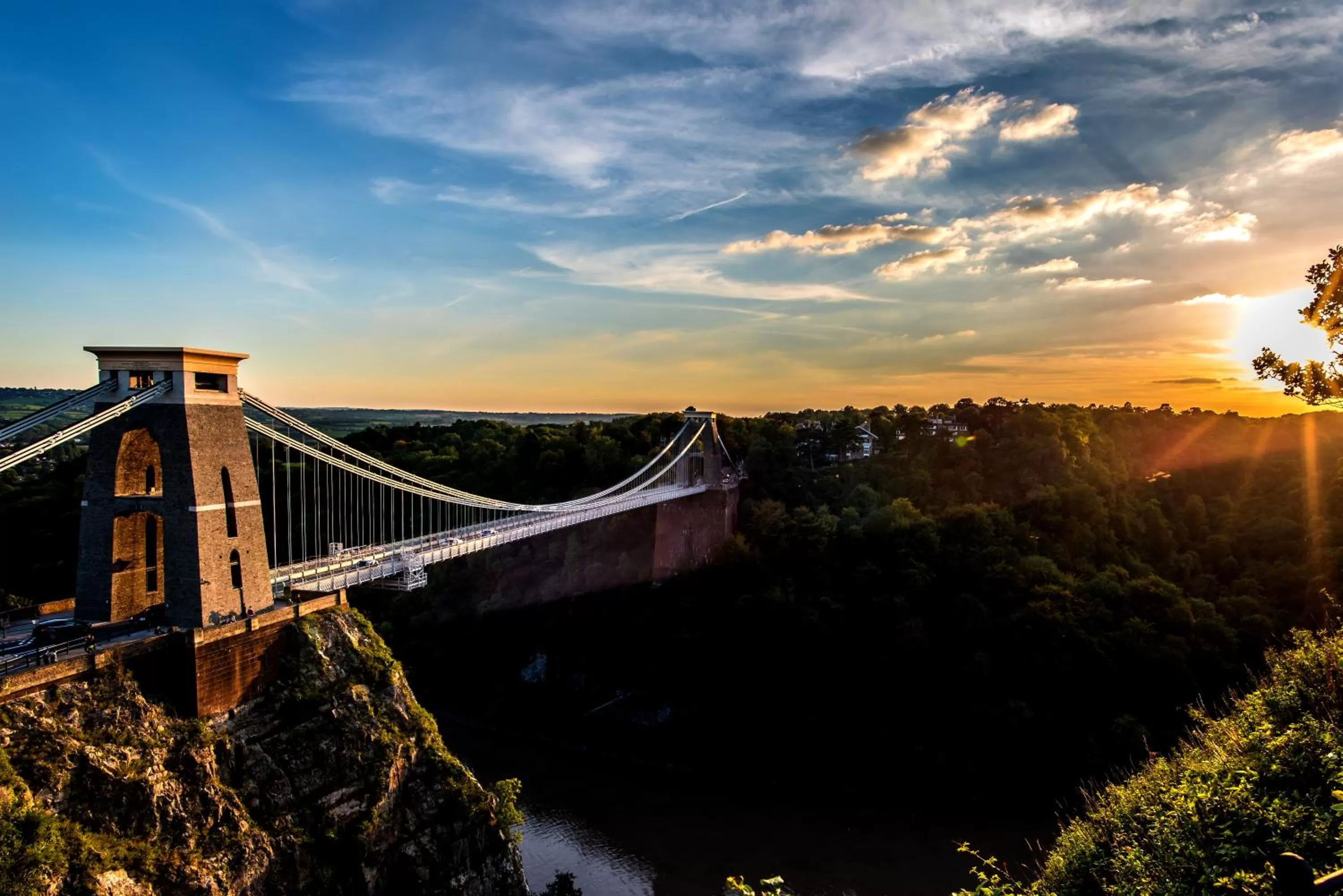 Nearby landmark, Sunrise/Sunset in Berkeley Suites