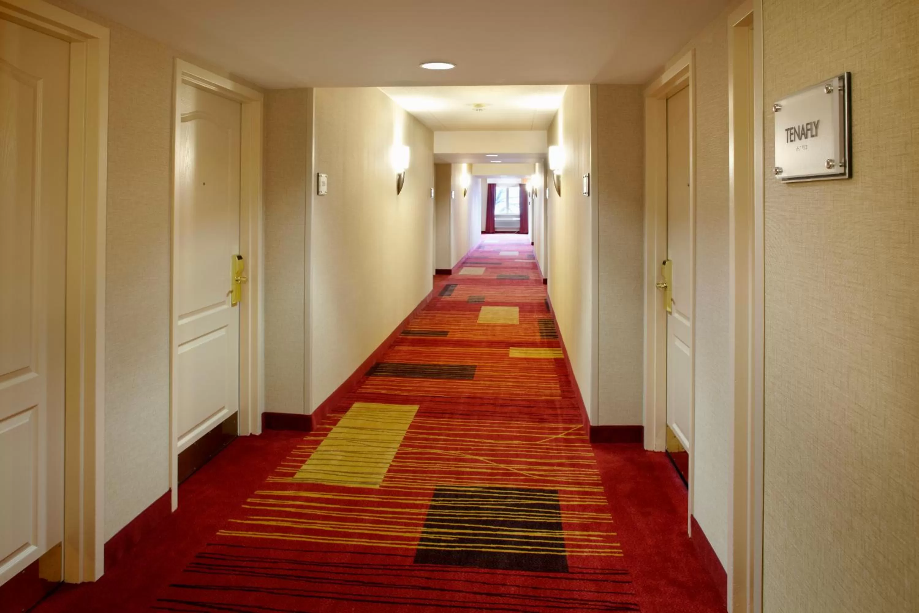 Area and facilities in Clinton Inn Hotel Tenafly
