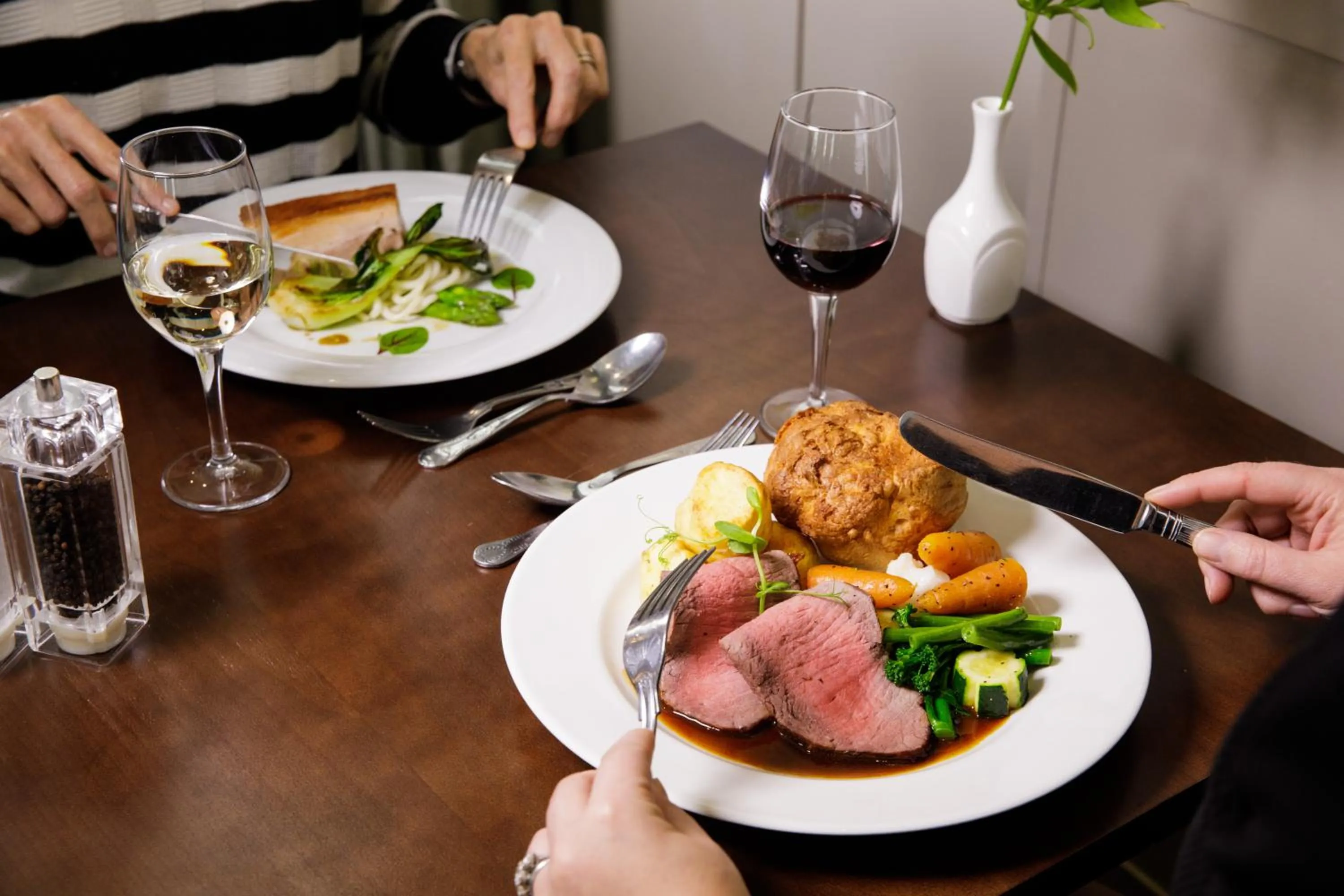 Food in Ommaroo Hotel