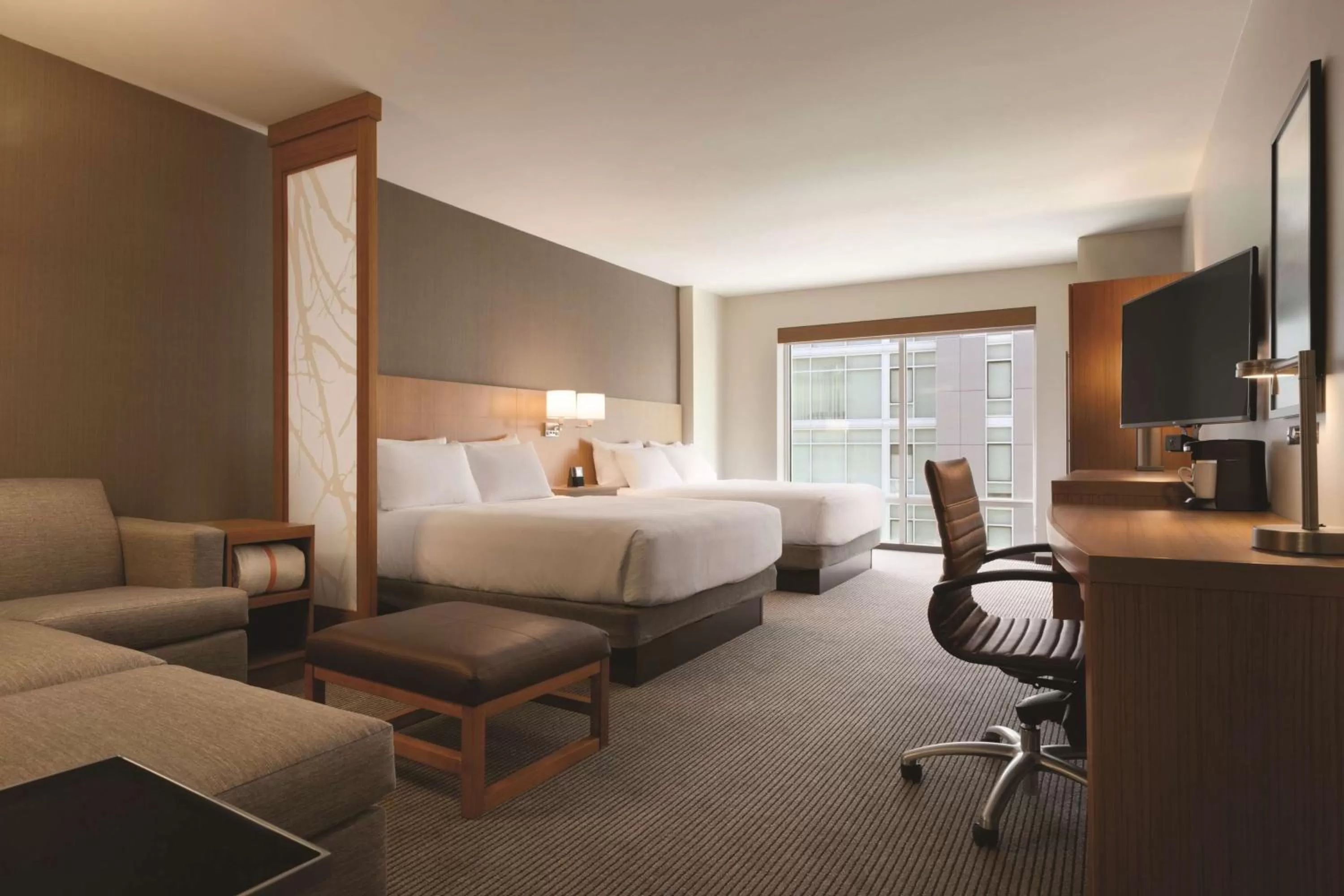 Queen Room with Two Queen Beds and View in Hyatt Place Washington DC/Georgetown/West End