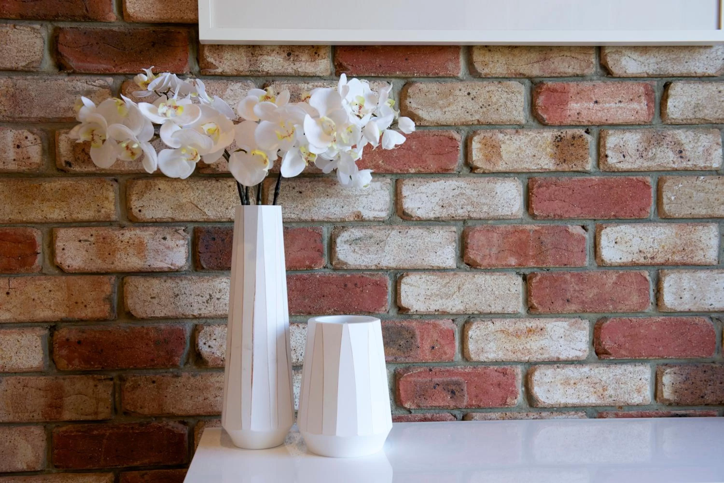 Decorative detail in Sorrento Beach Motel