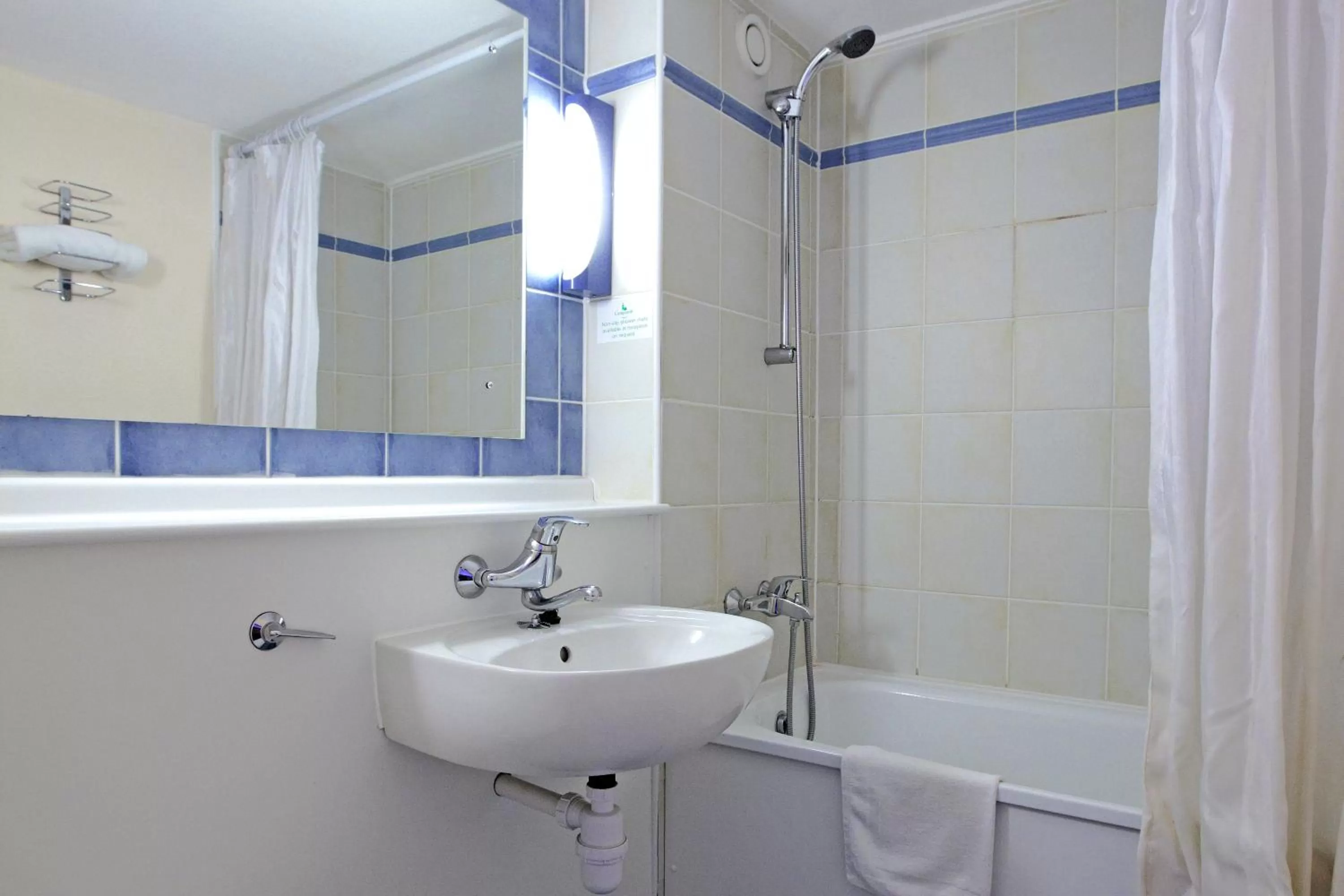 Bathroom in Campanile Hotel Wakefield