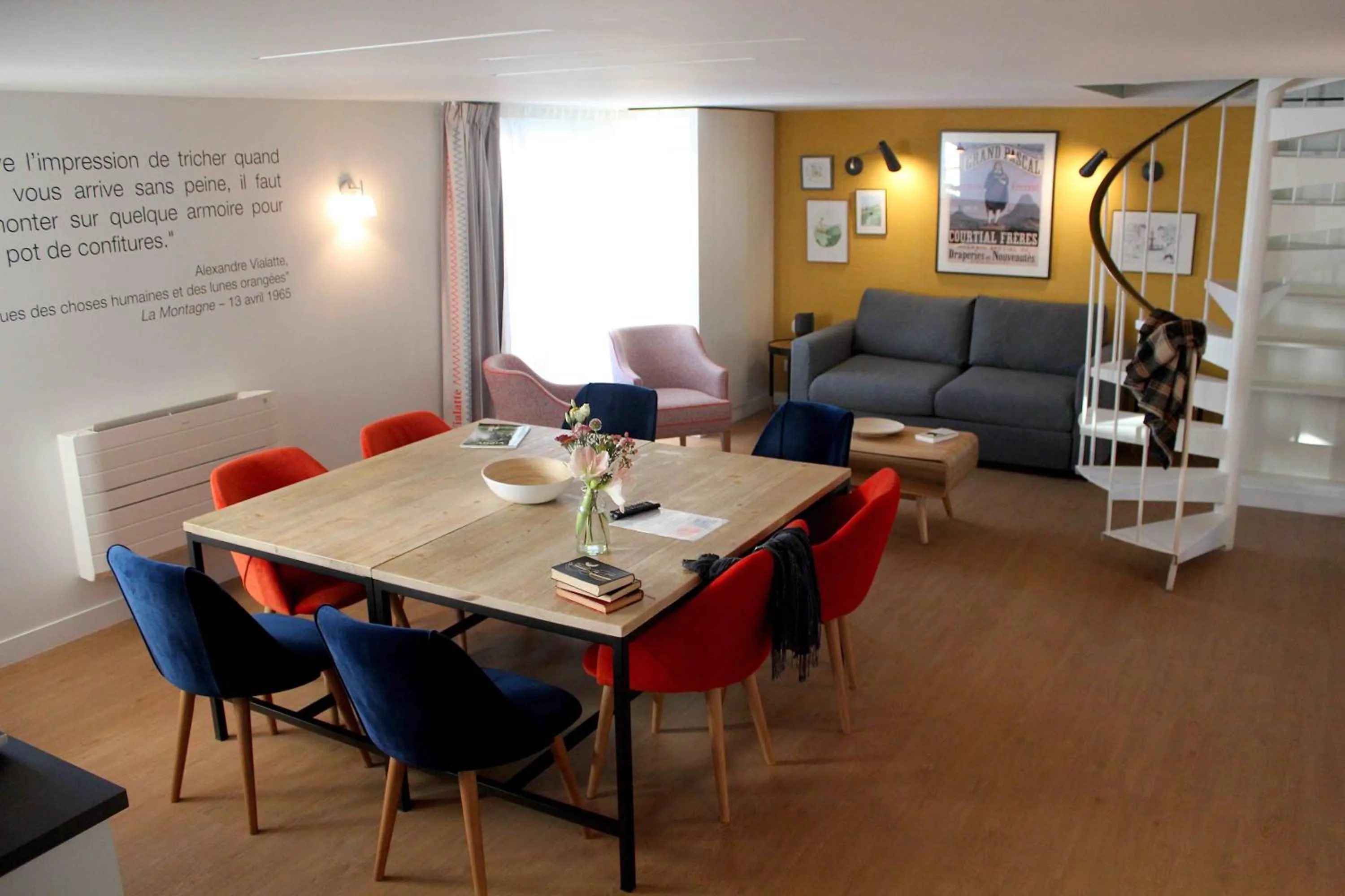 Living room in Hotel Litteraire Alexandre Vialatte, BW Signature Collection