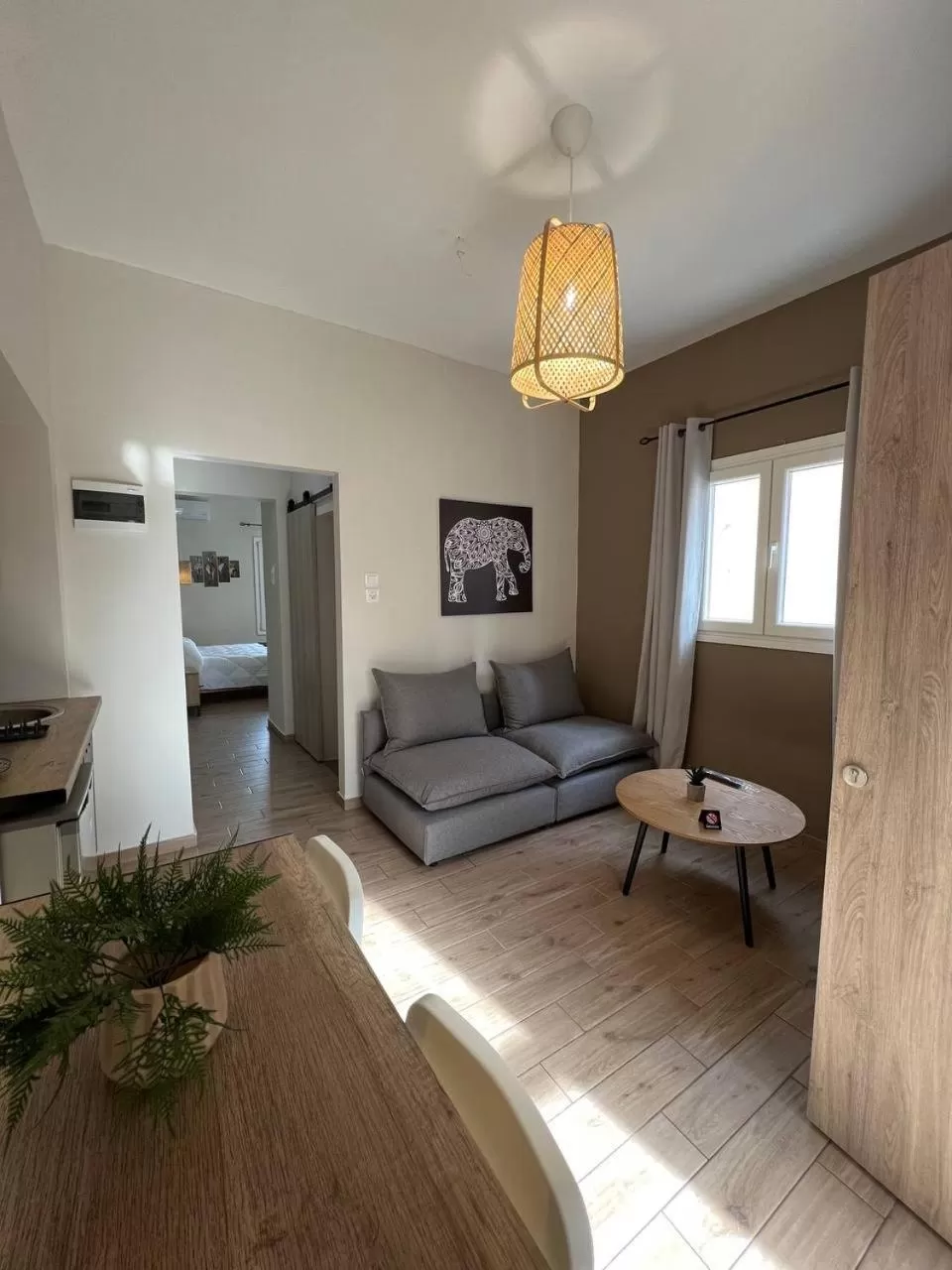 Dining area, Bed in Elefsinian Mysteries Apartments