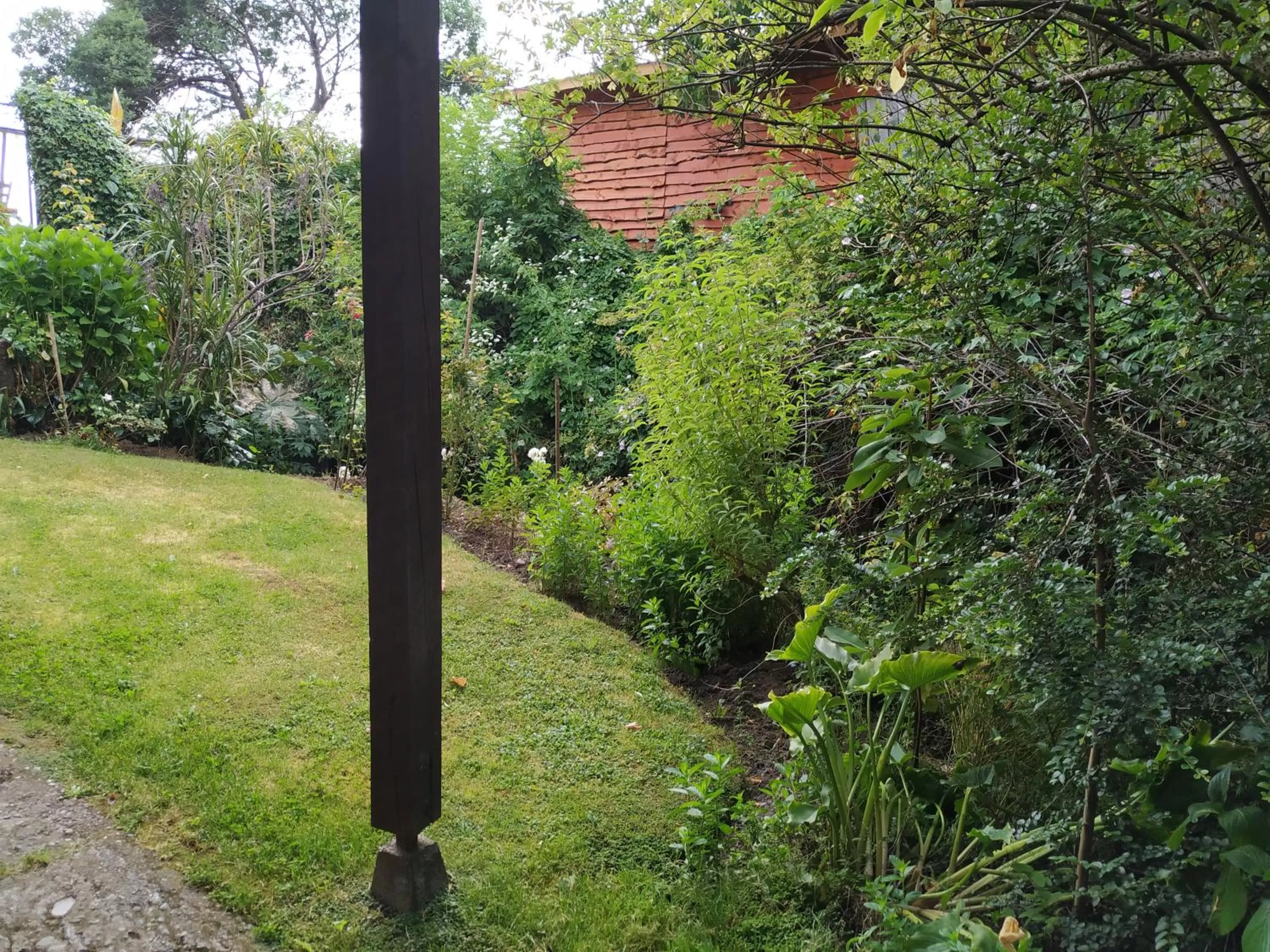 Garden in Omi Kika B&B