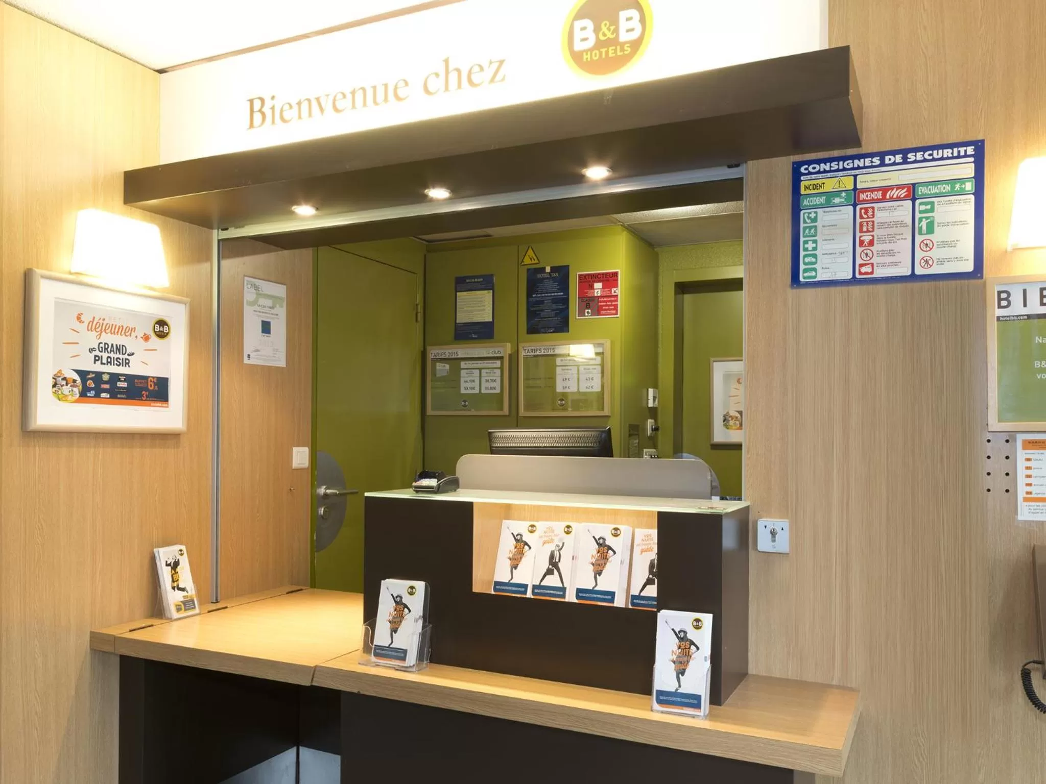Lobby or reception in B&B HOTEL Rennes Nord St Grégoire