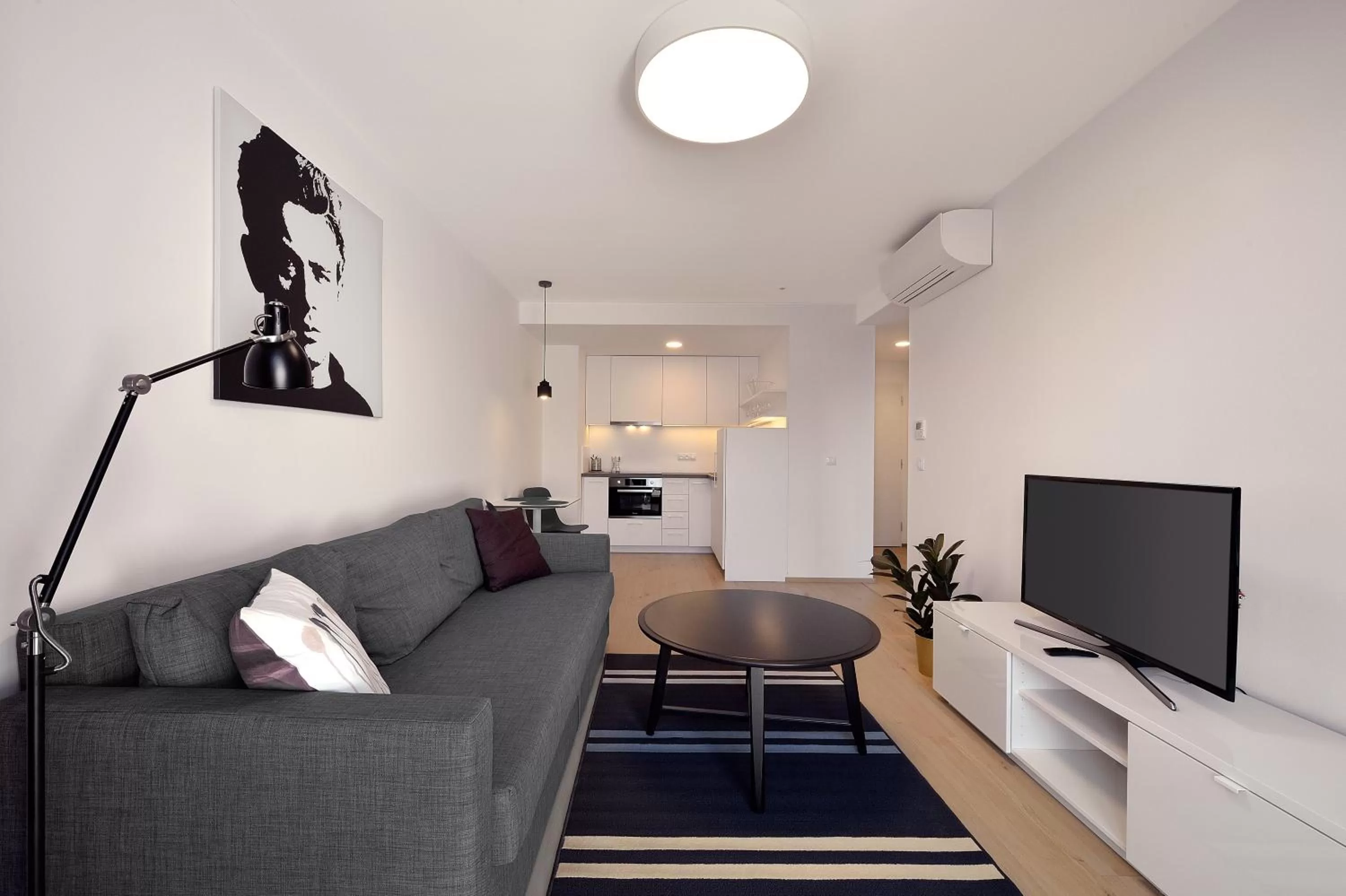 Kitchen or kitchenette in Smart & Green Living by Ambiente