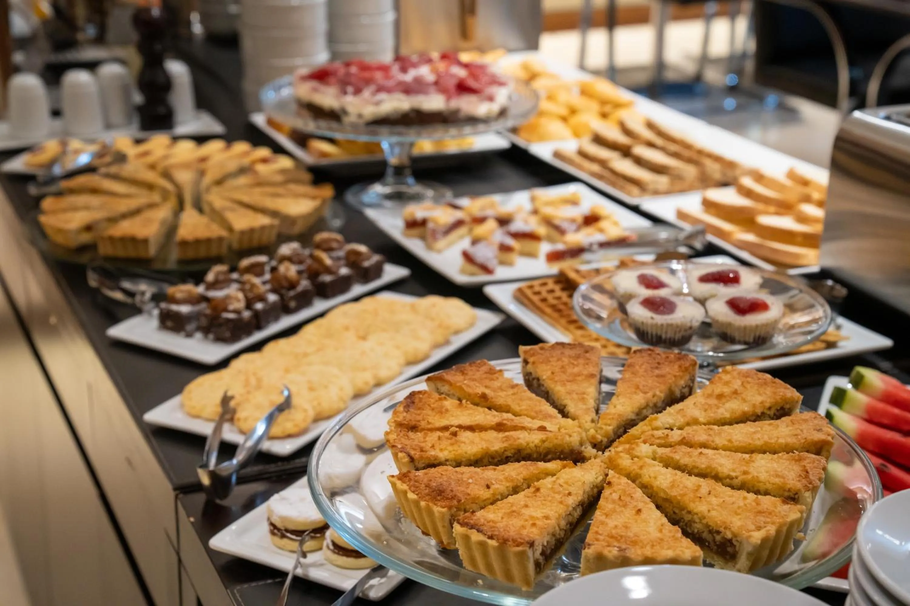 Breakfast in Hotel Metropolitano Supara