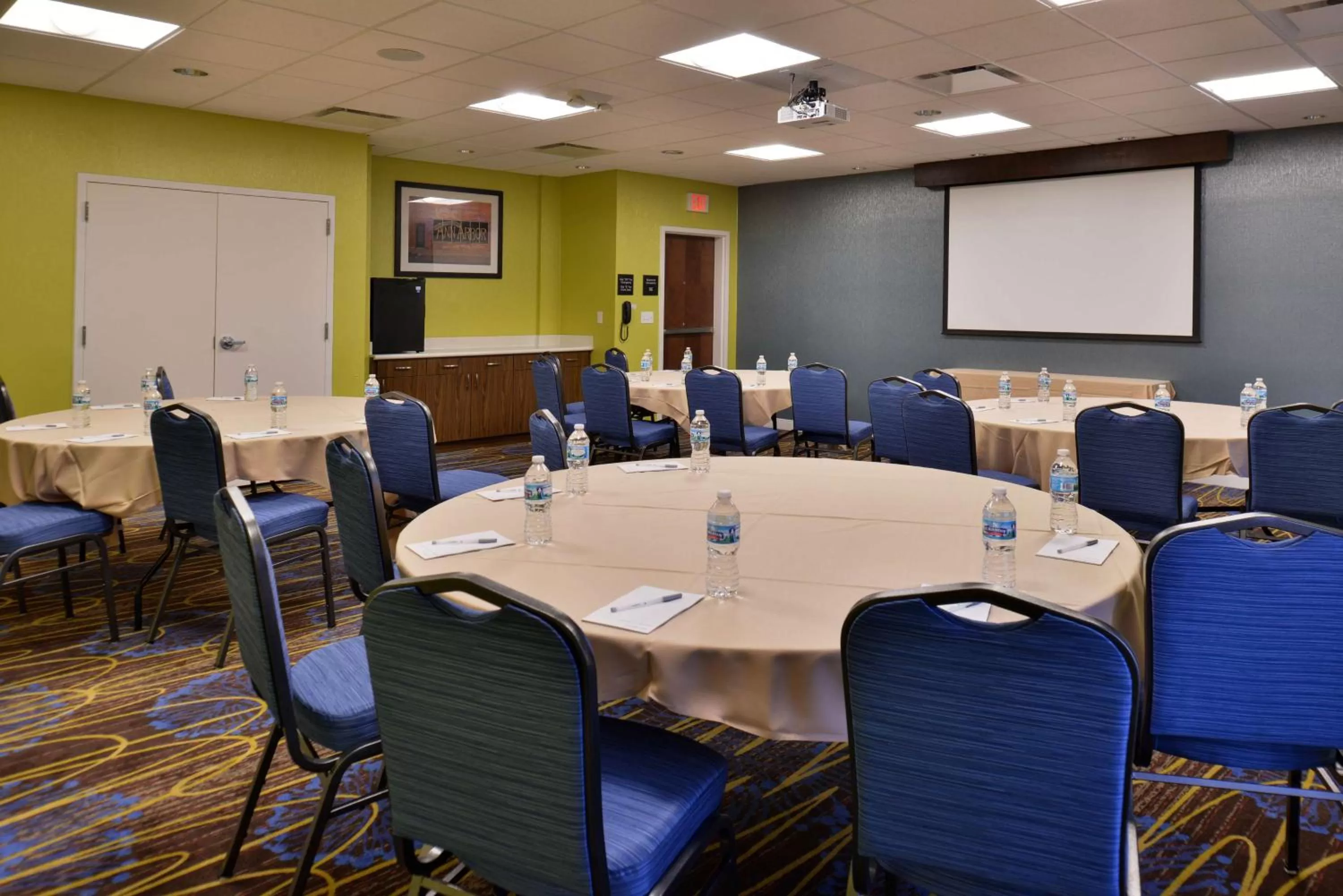 Meeting/conference room in Hampton Inn & Suites Ann Arbor West
