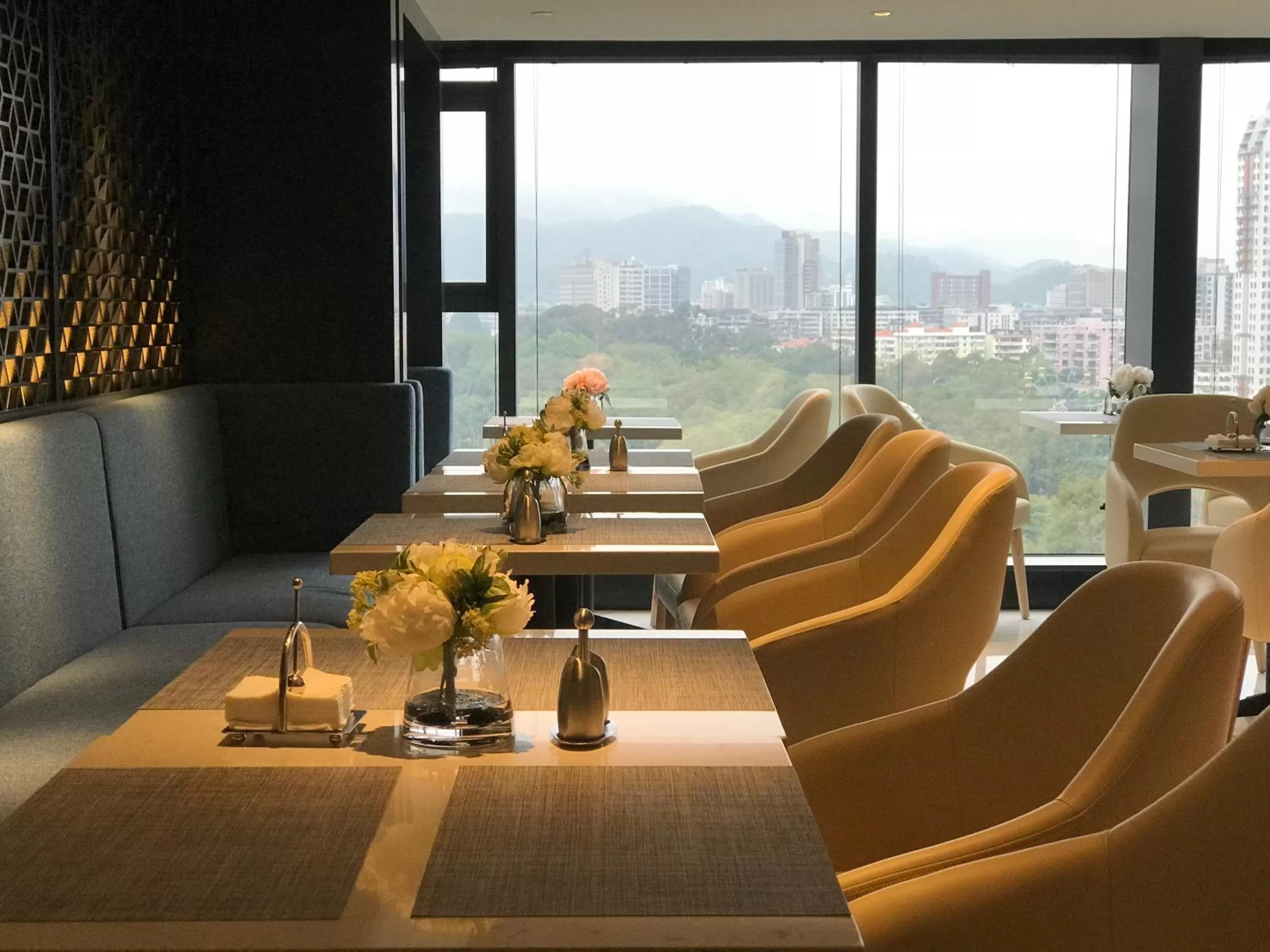 Restaurant/places to eat in Paco Hotel GuangZhou Zoo Metro Branch