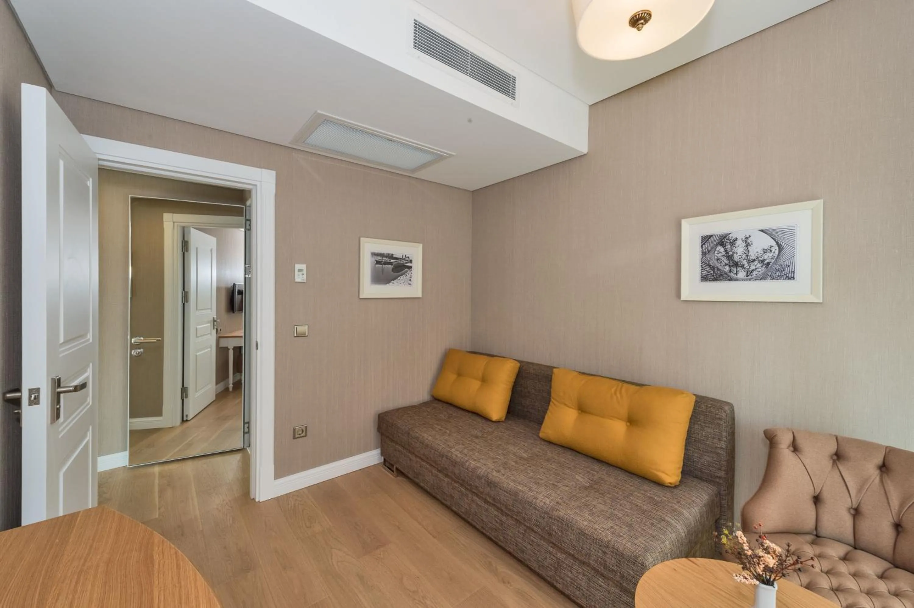 Living room in Hanna Hotel