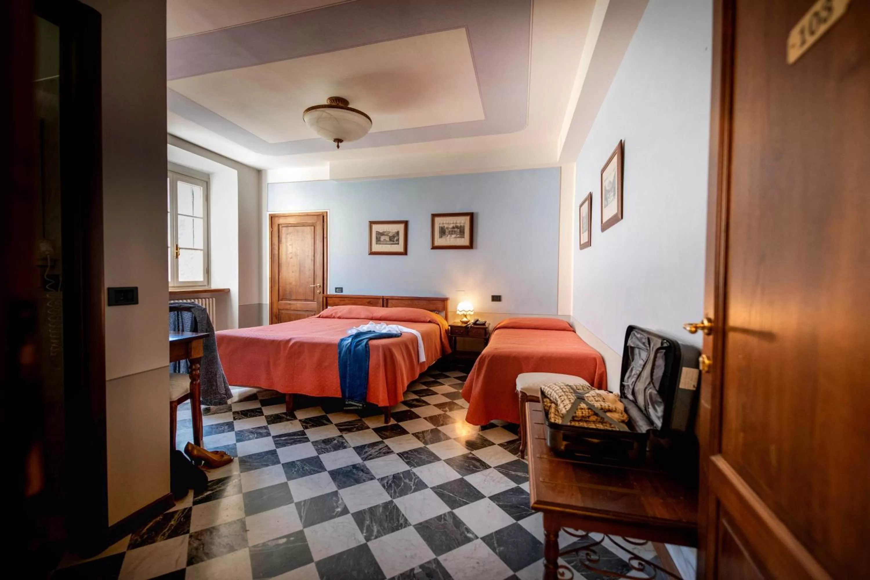 Bed in Park Hotel Regina - with air-condition and outdoor heated pool