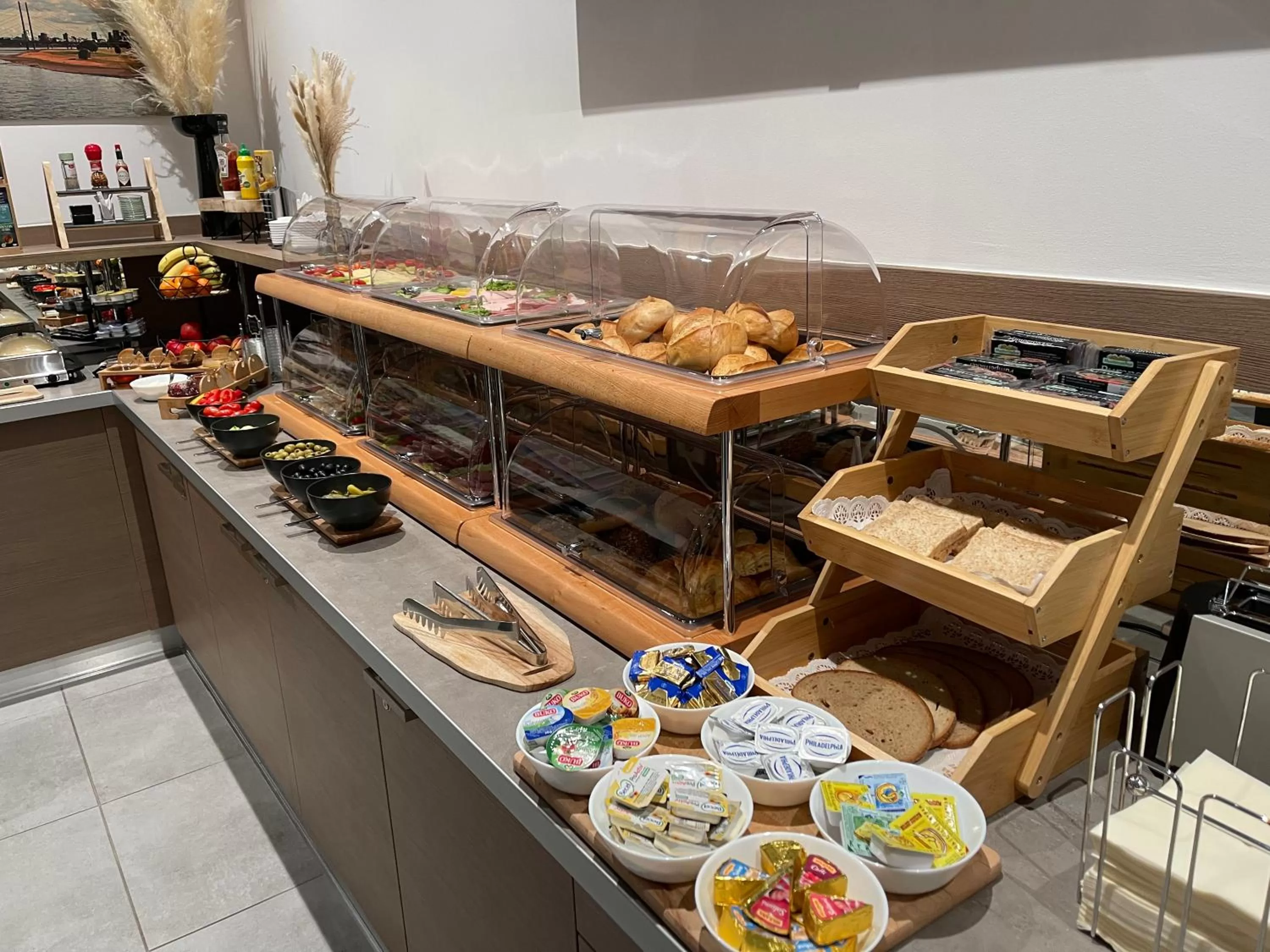 Food and drinks in Palm Premium Hotel & Apartments