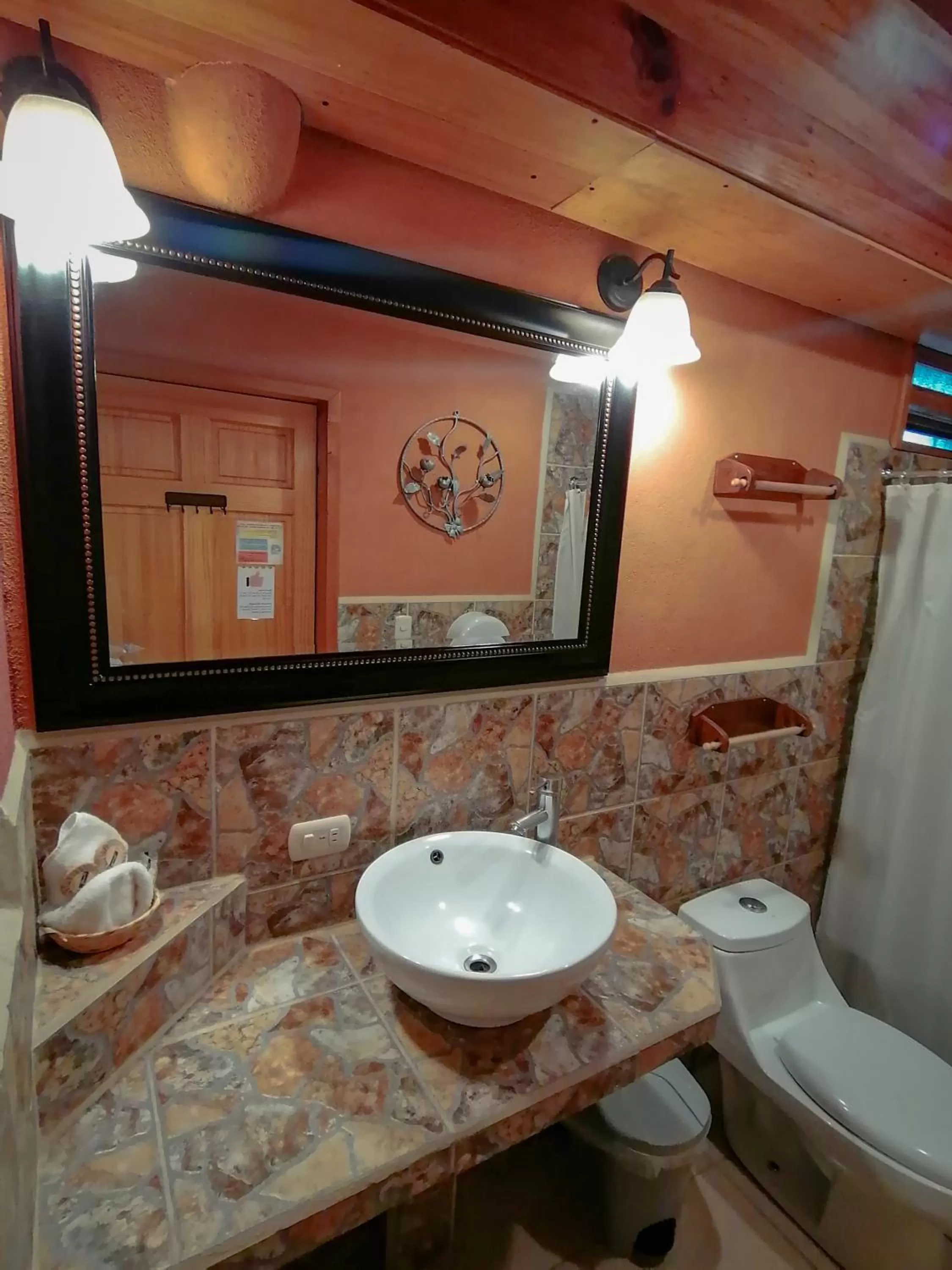 Bathroom in Hotel Utz Jay