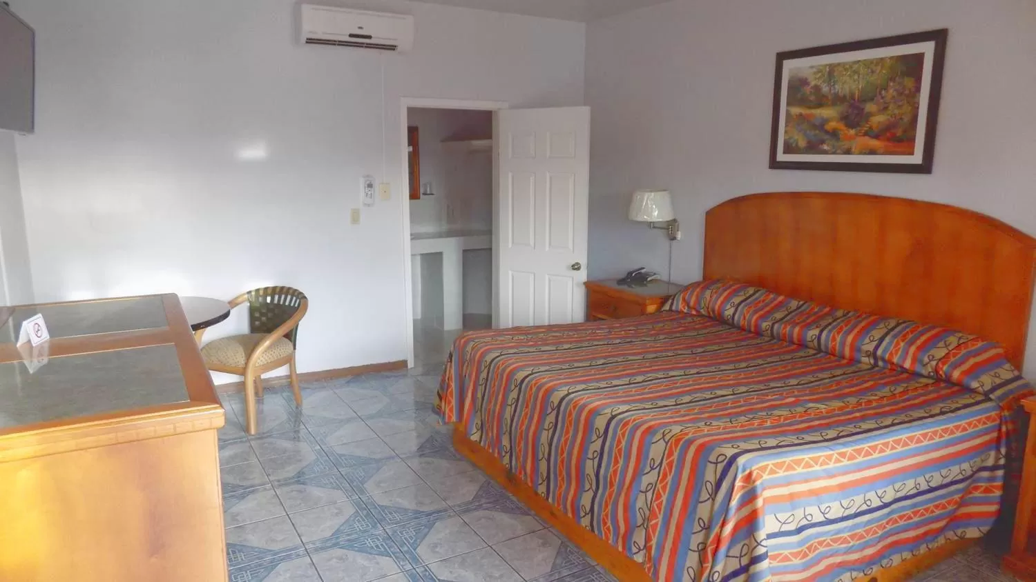 Bed in Hotel del Camino