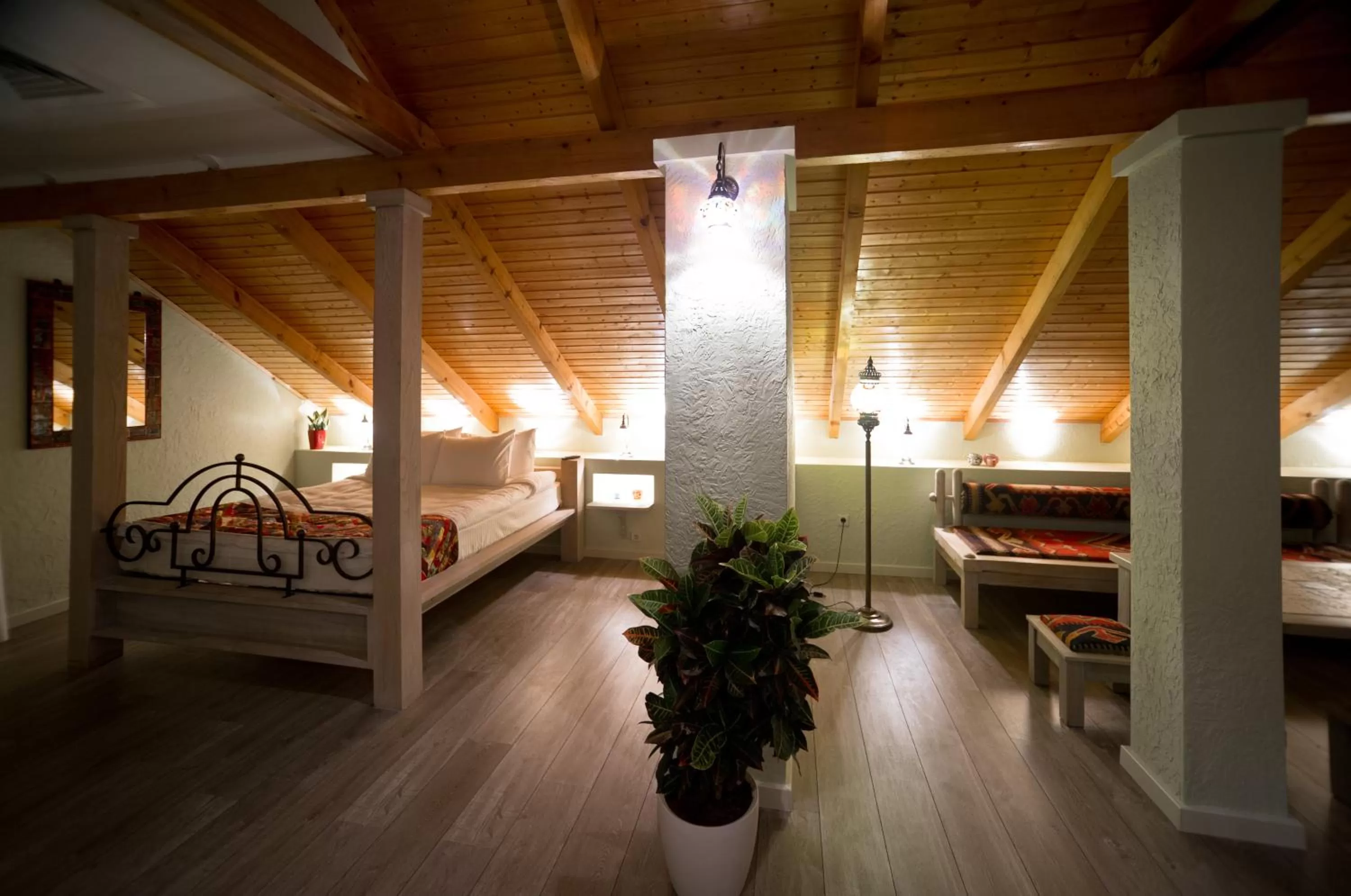 Photo of the whole room, Bed in No12 Boutique Hotel