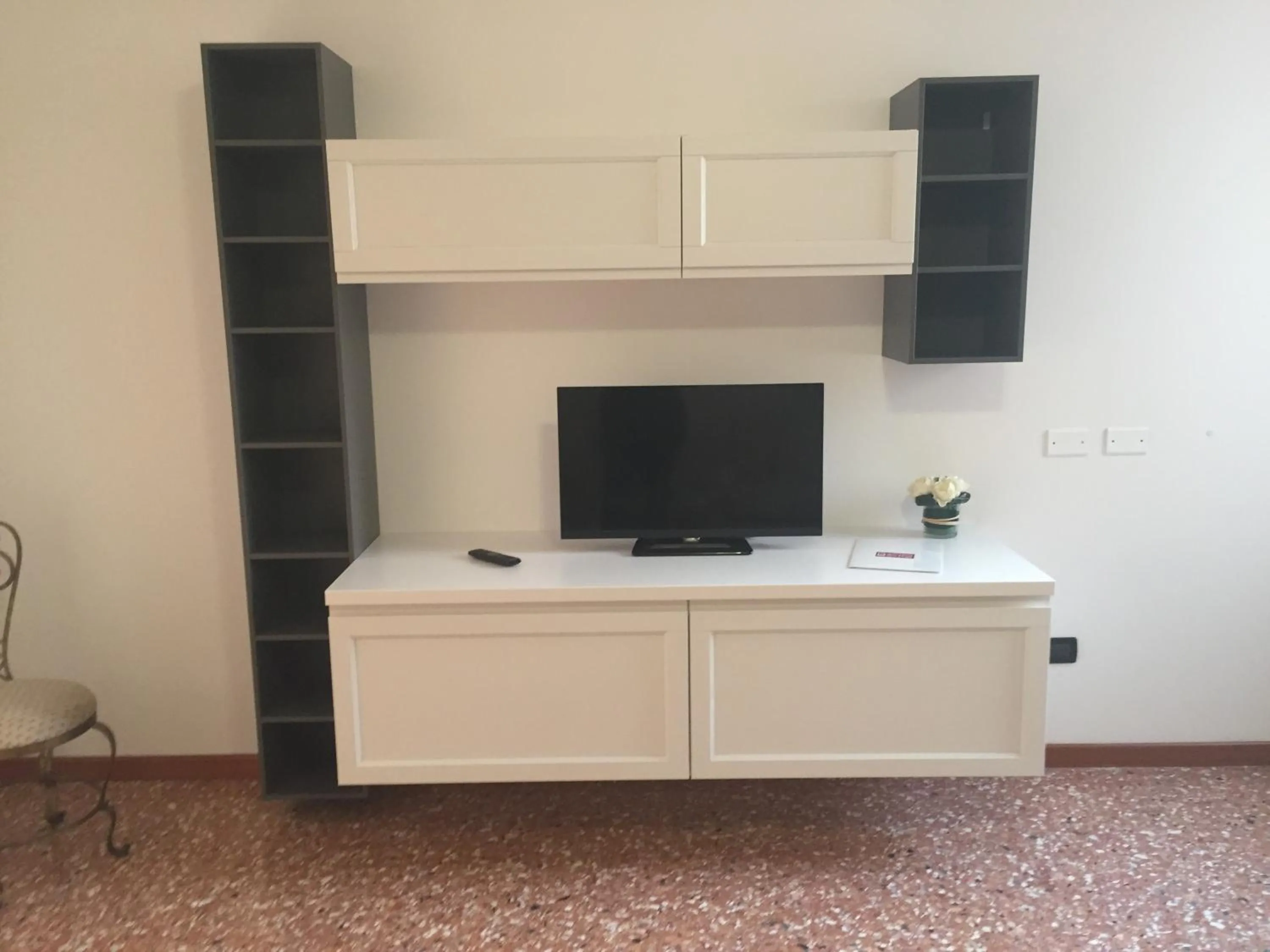 TV and multimedia in Hotel Riviera dei Dogi