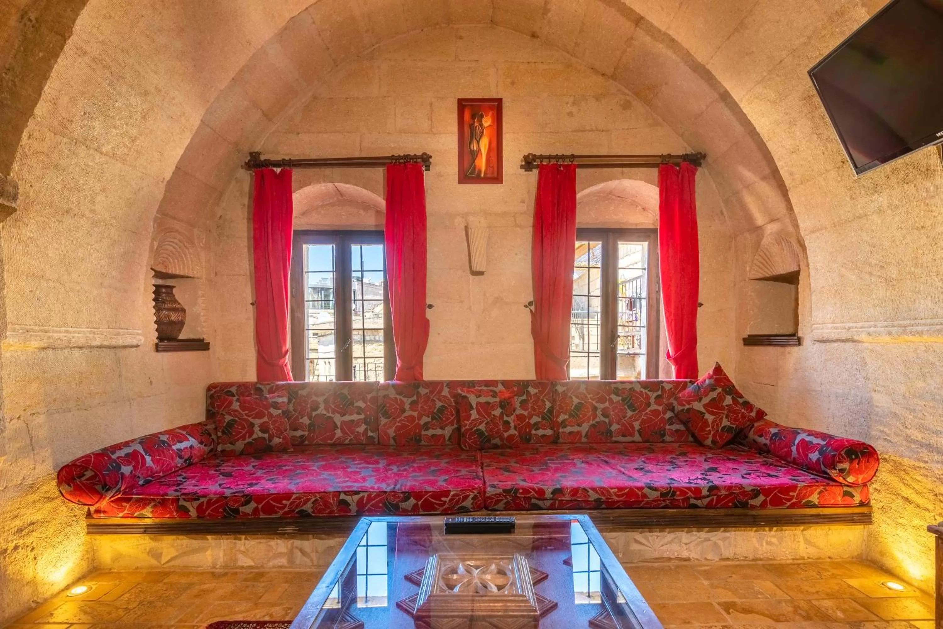 Dining area in Adora Cave Suites -