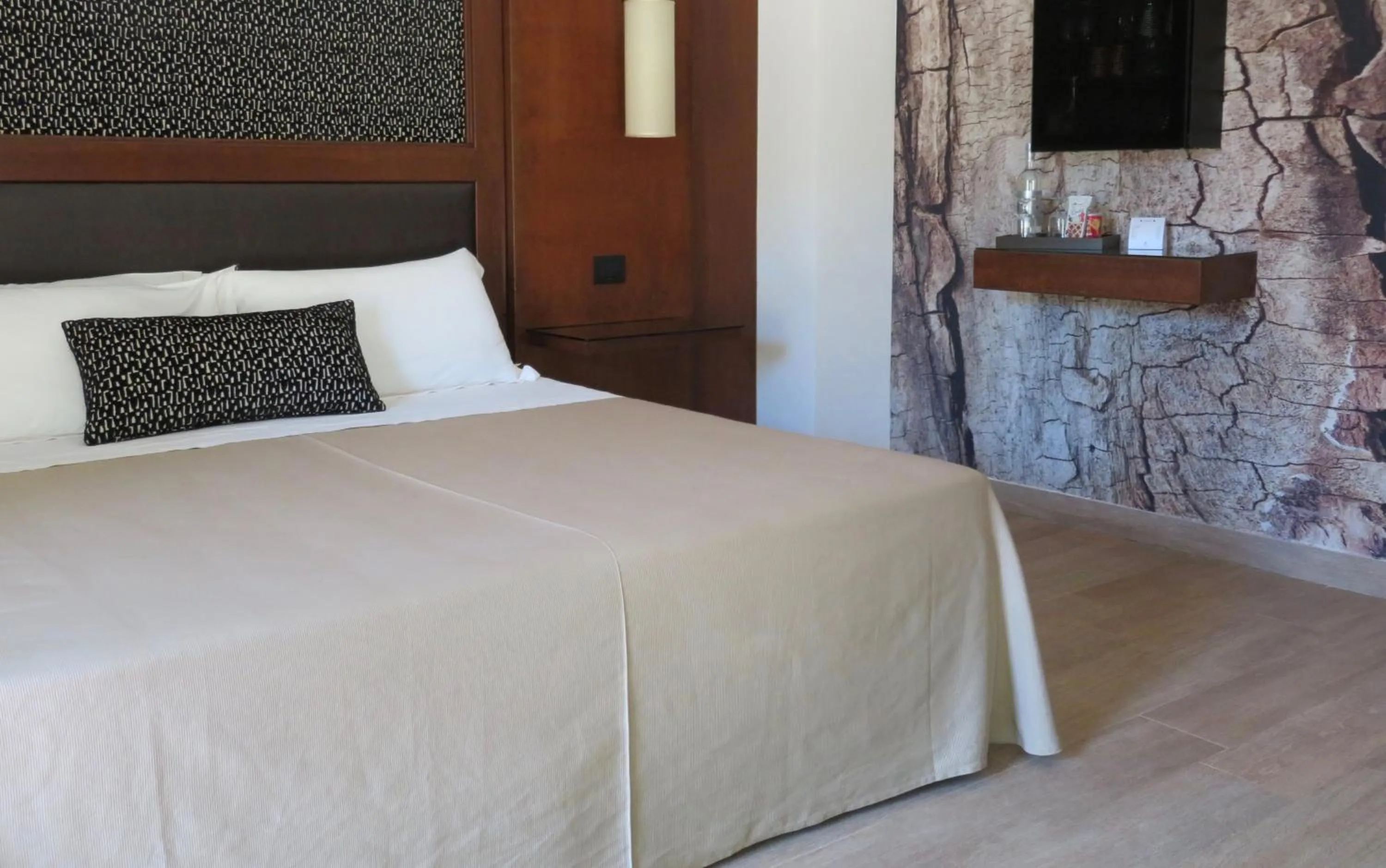 Bedroom, Bed in Baglio La Porta by Geocharme