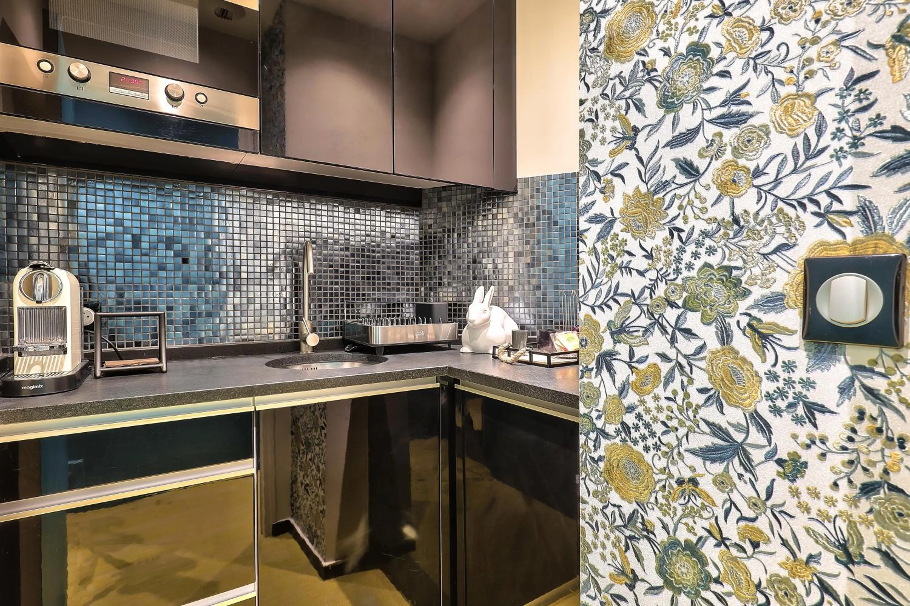 Kitchen or kitchenette in Hotel 33 Marbeuf