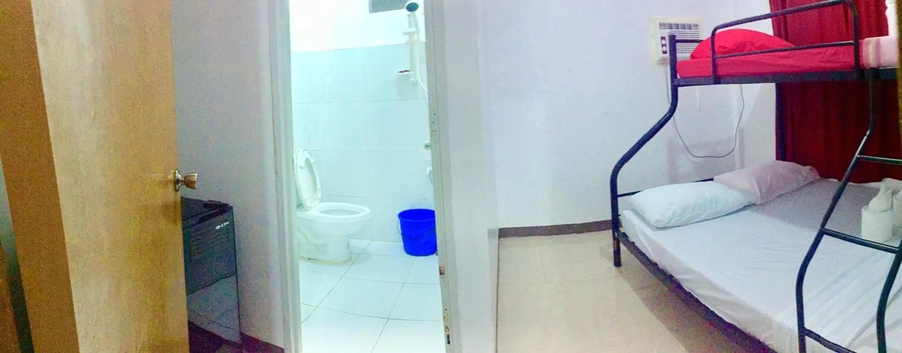 Bed in Gaea's Apartments